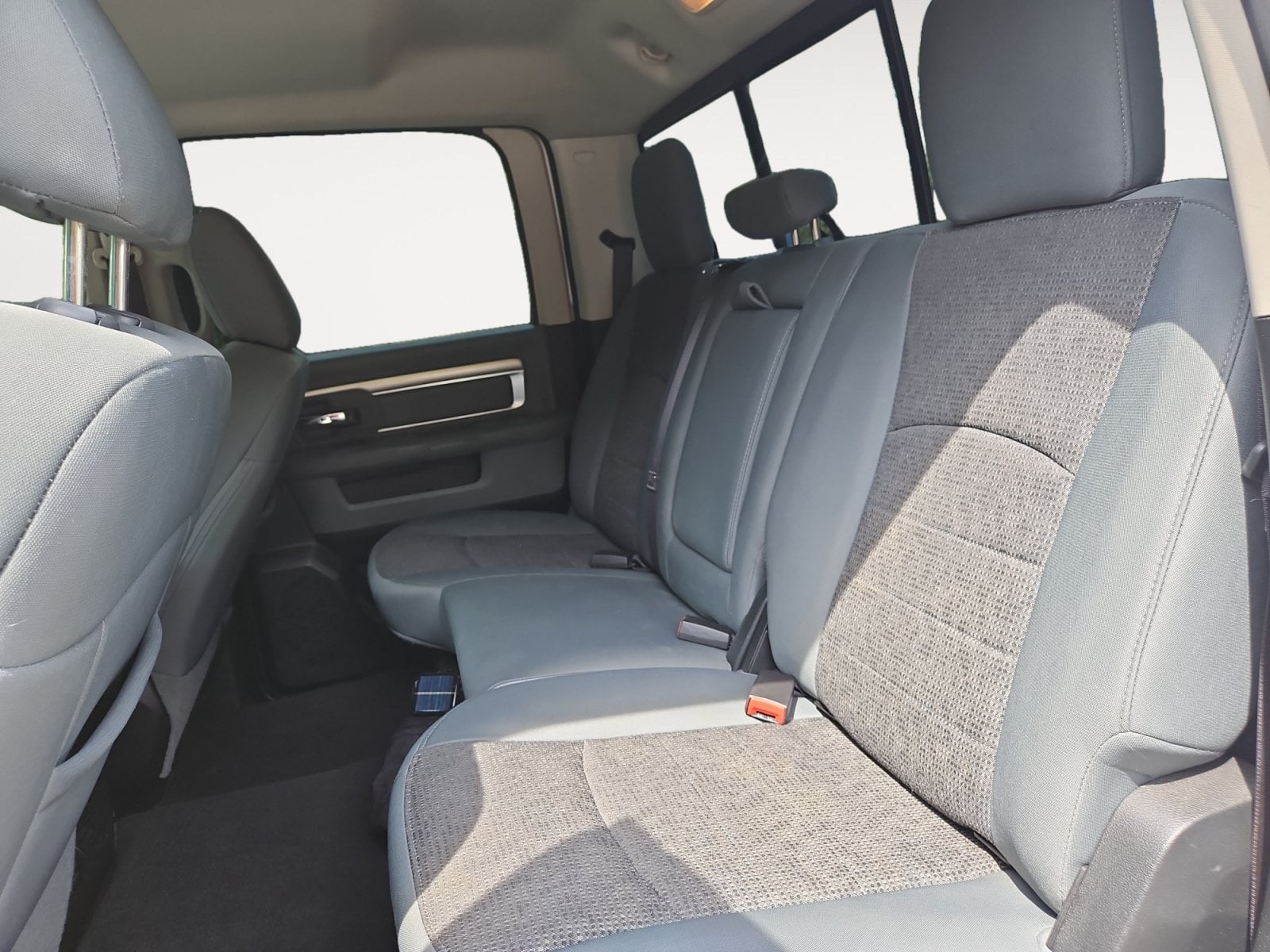 Pre-Owned 2017 Ram 1500 Big Horn - photo - 12