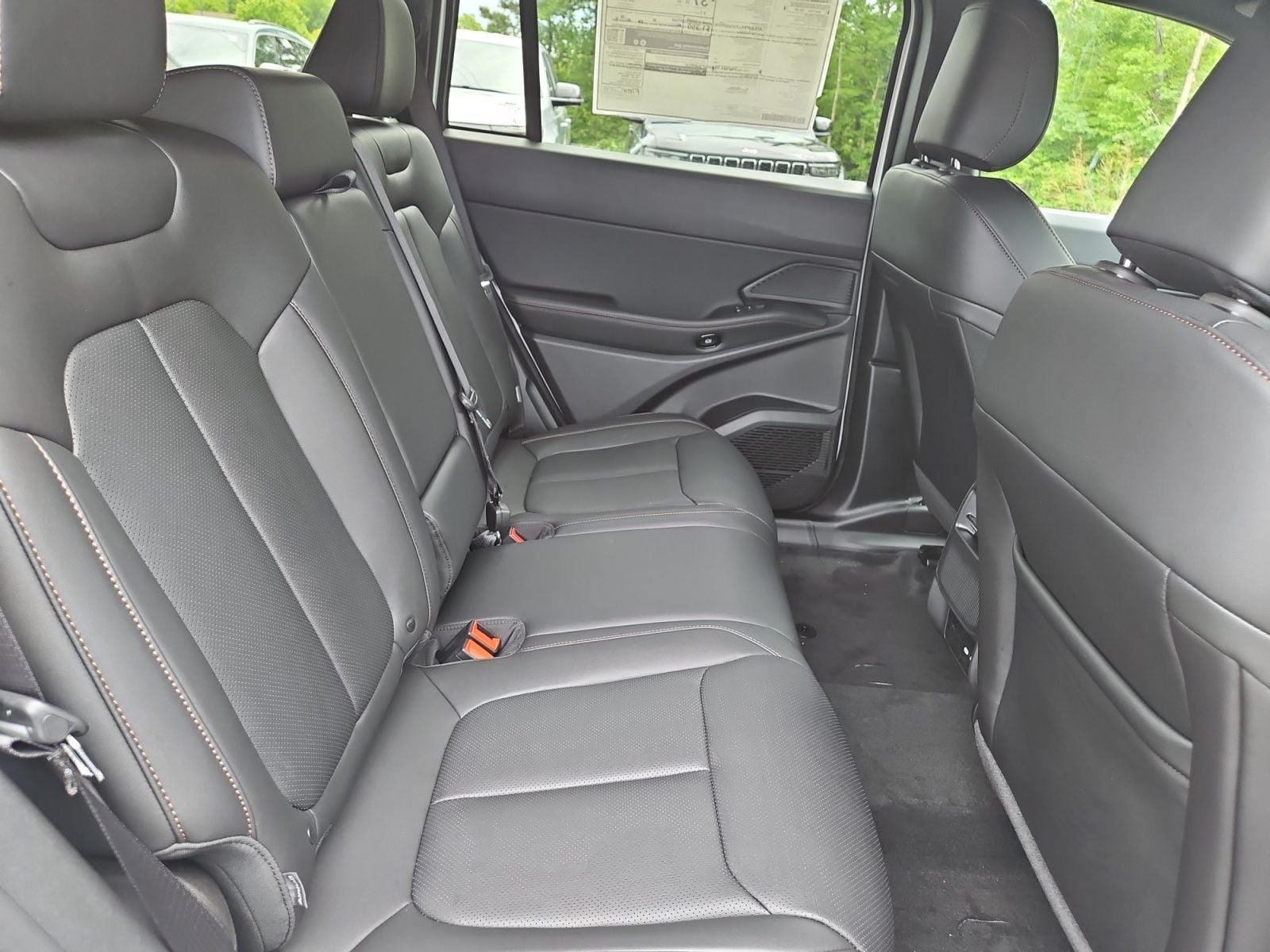 New 2026 Jeep Cherokee Limited - photo - 16