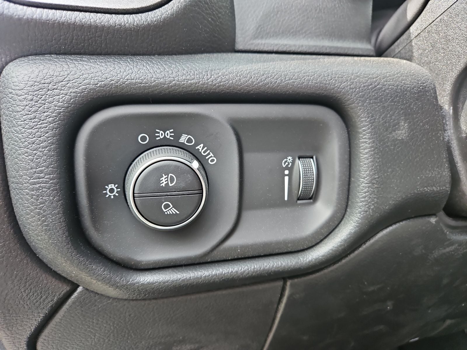 New 2026 Ram 2500 Tradesman - photo - 22
