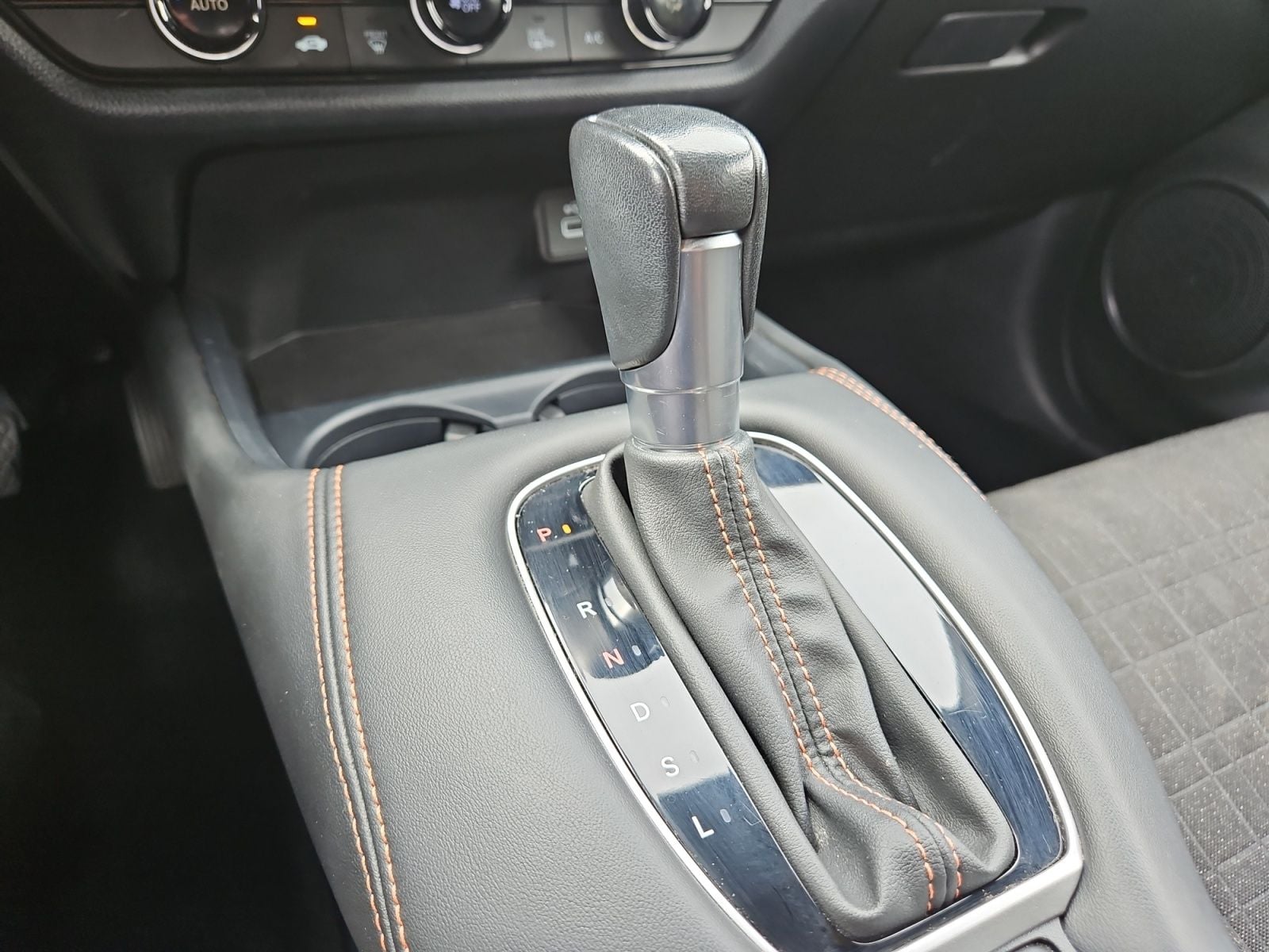 Pre-Owned 2023 Honda HR-V Sport - photo - 26