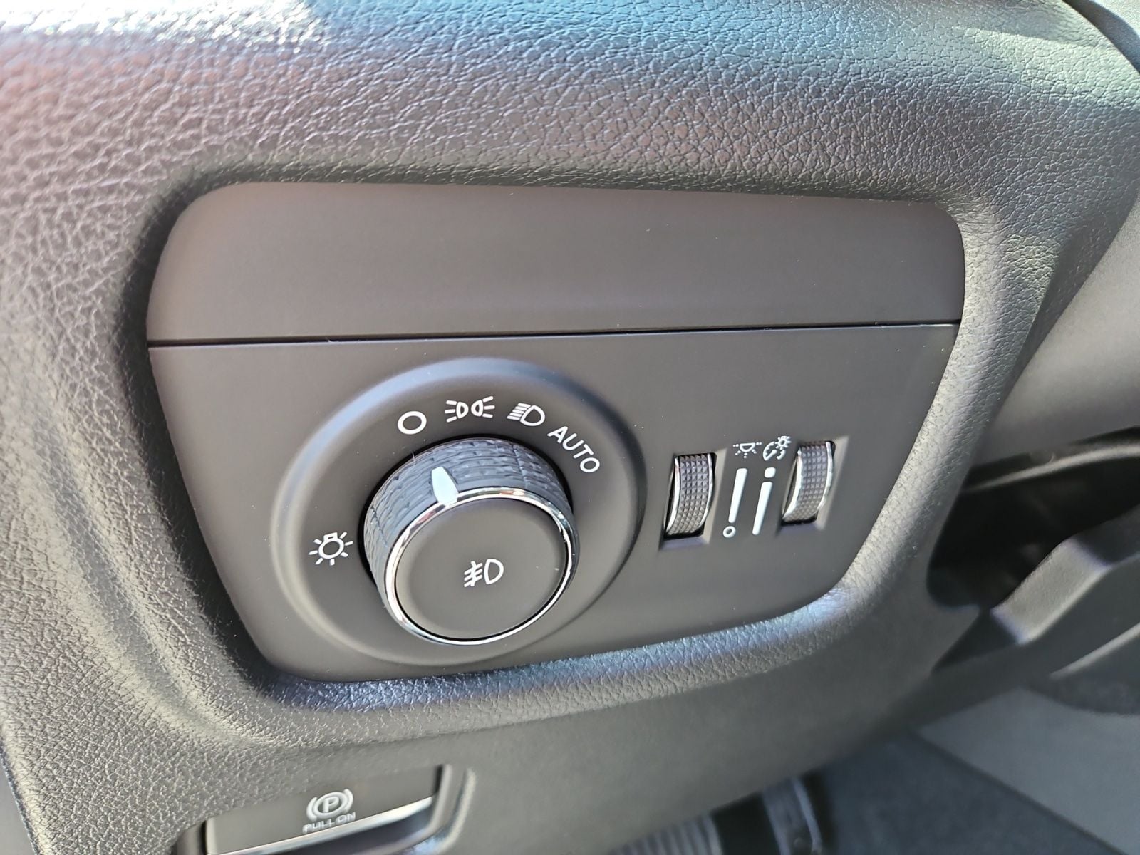 New 2026 Jeep Grand Cherokee L Limited - photo - 22