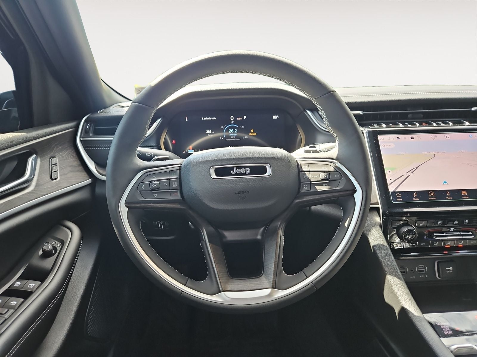 Pre-Owned 2025 Jeep Grand Cherokee Limited - photo - 11