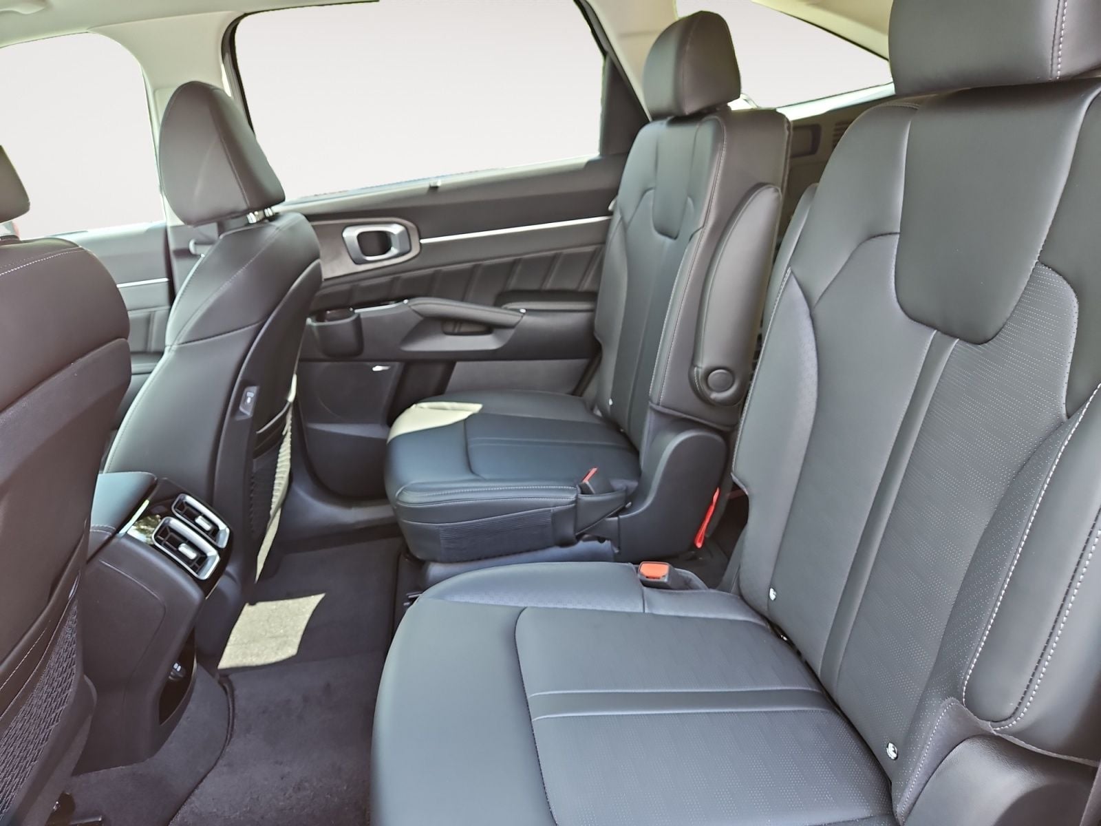 New 2026 Kia Sorento X-Line SX - photo - 12