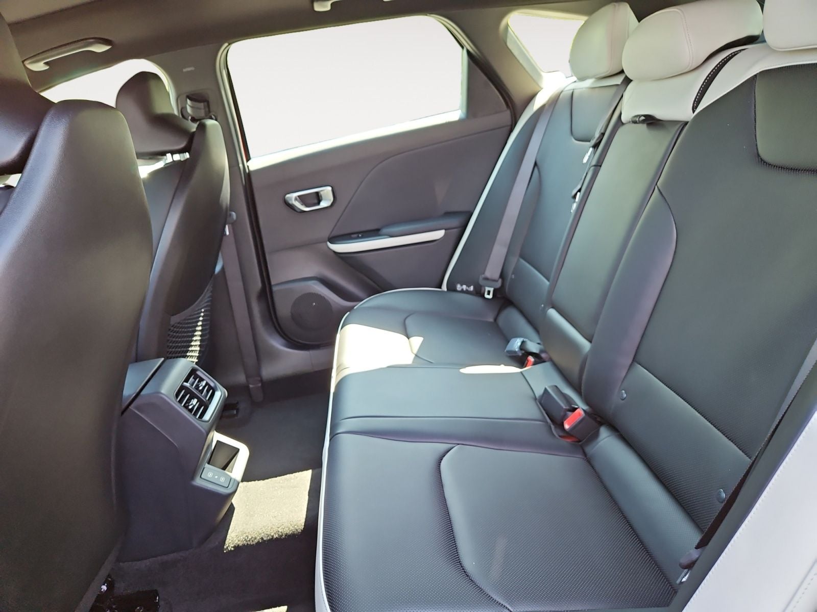 New 2026 Kia K4 GT-Line Turbo - photo - 12