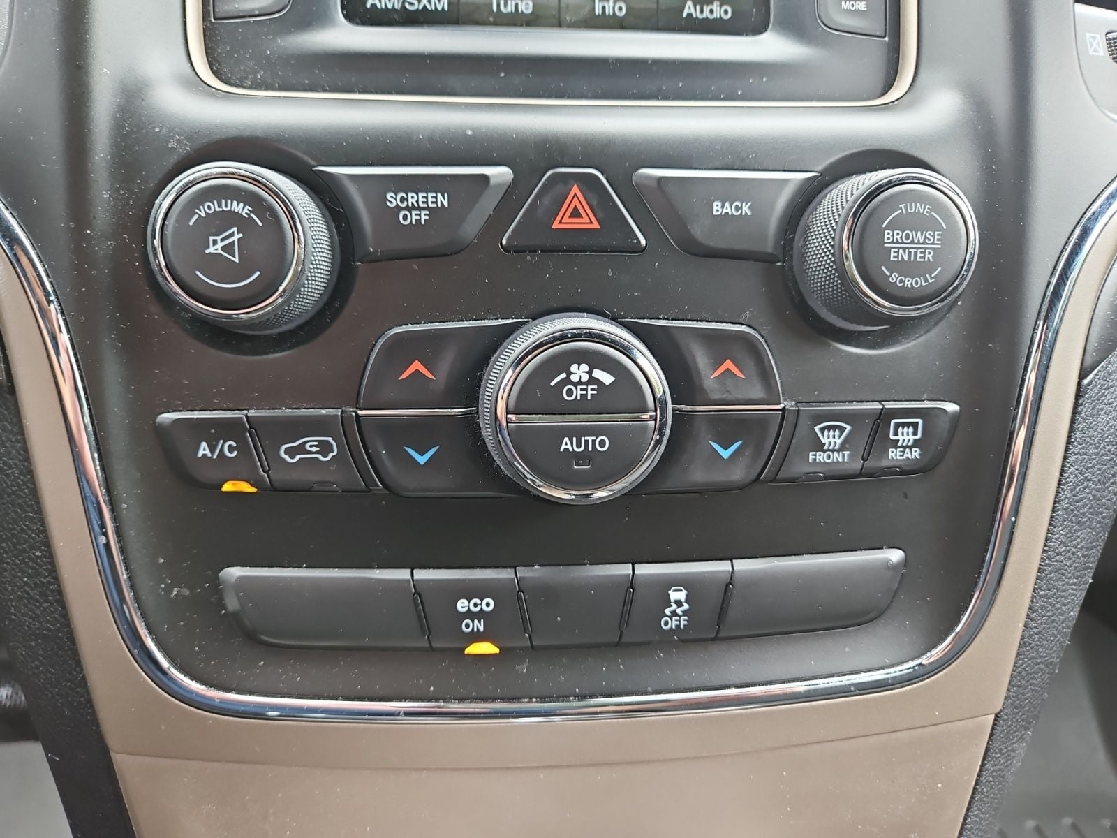Pre-Owned 2015 Jeep Grand Cherokee Laredo - photo - 27