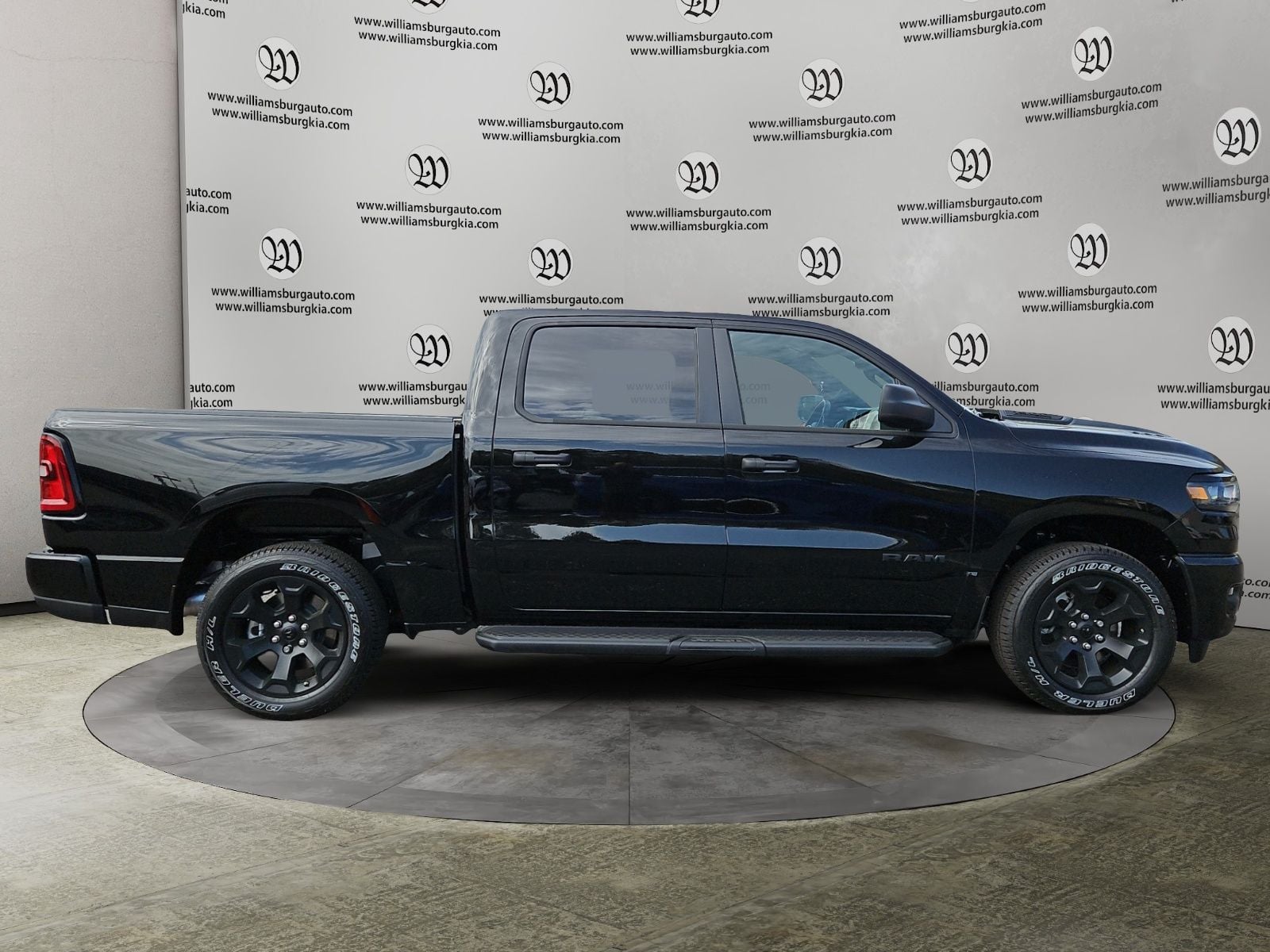 New 2026 Ram 1500 Express - photo - 5