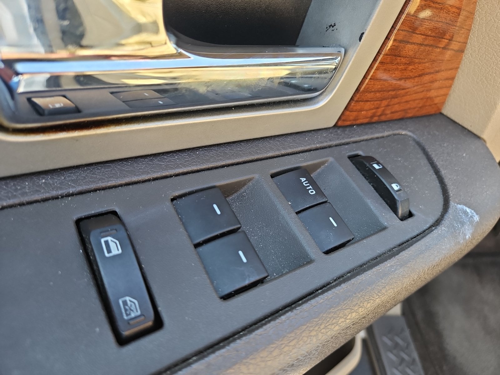 Pre-Owned 2010 Ford F-150 Lariat - photo - 20