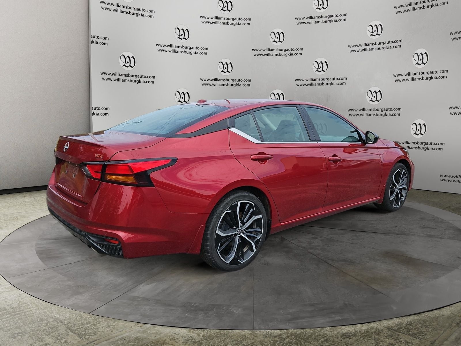 Pre-Owned 2024 Nissan Altima 2.5 SR - photo - 4