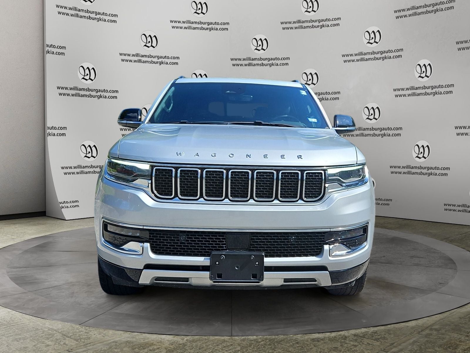 Pre-Owned 2025 Jeep Wagoneer Series II - photo - 7