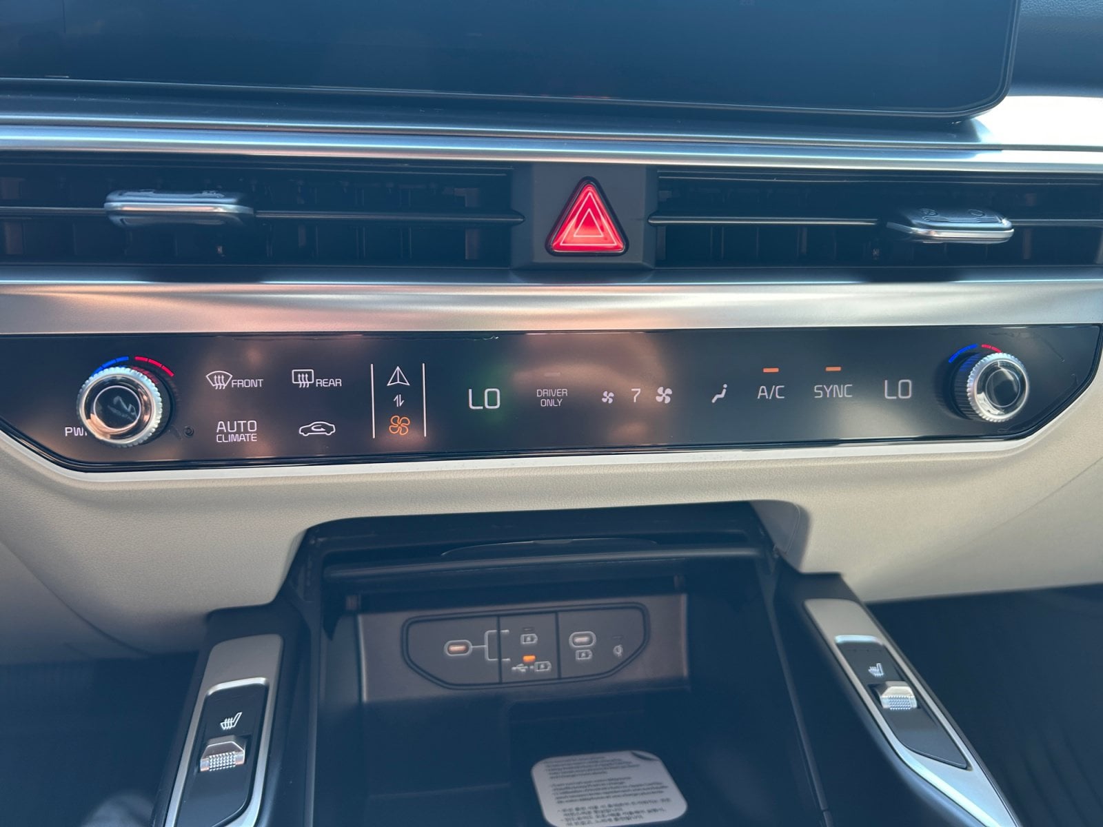 New 2026 Kia Sorento Hybrid EX - photo - 20