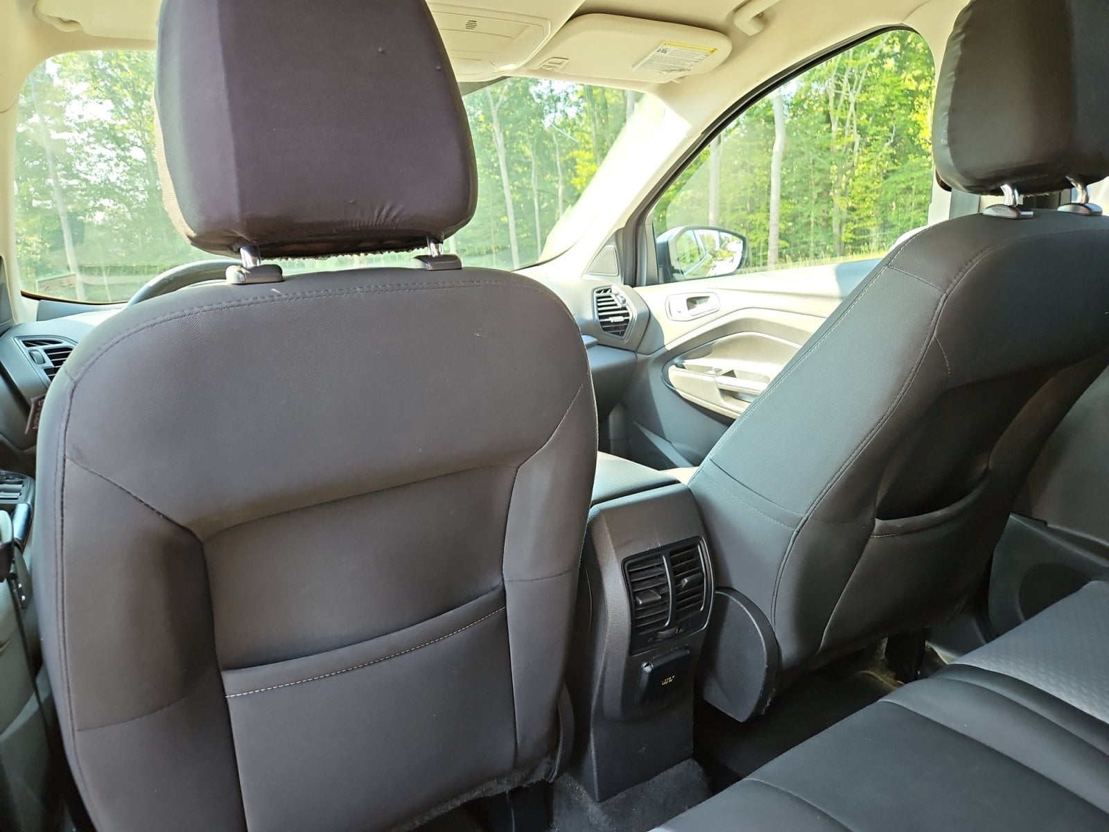 Pre-Owned 2017 Ford Escape SE - photo - 18
