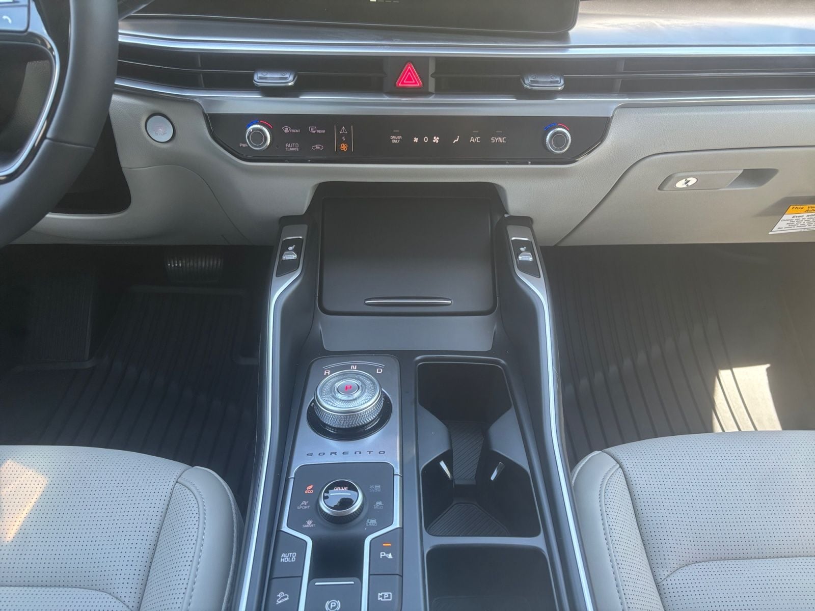 New 2026 Kia Sorento Hybrid EX - photo - 10