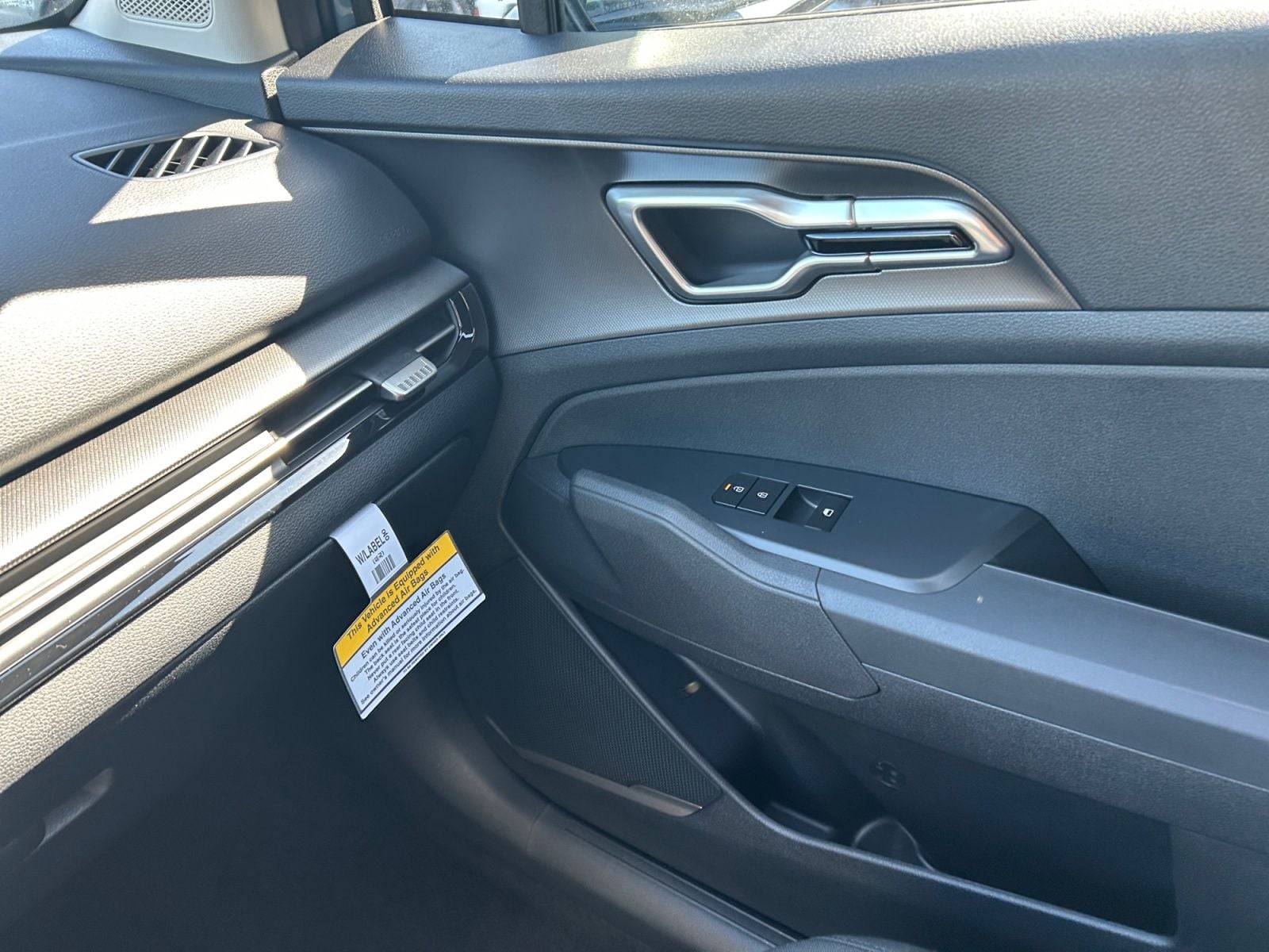 New 2027 Kia Sportage Hybrid S - photo - 22