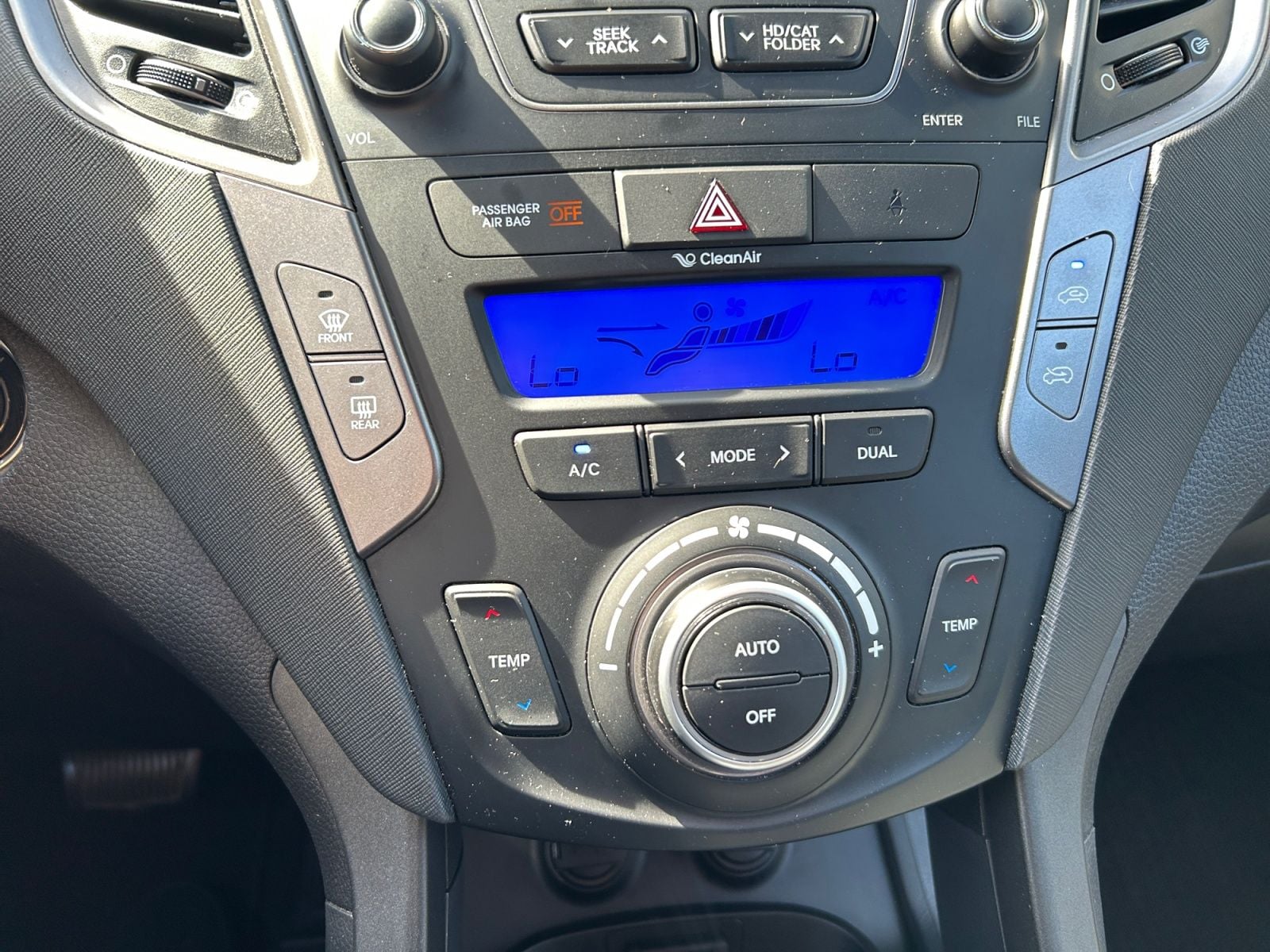 Pre-Owned 2014 Hyundai Santa Fe Sport 2.0T - photo - 19