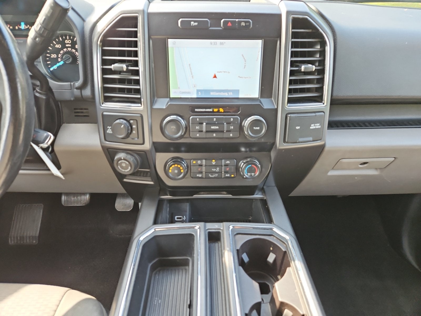 Pre-Owned 2019 Ford F-150 XLT - photo - 10