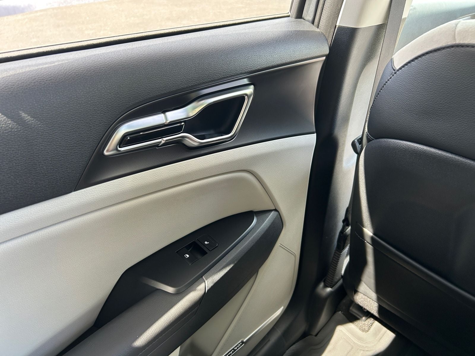 New 2027 Kia Sportage Hybrid SX-Prestige - photo - 26