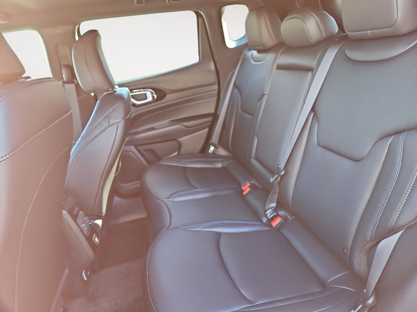New 2026 Jeep Compass Limited - photo - 12