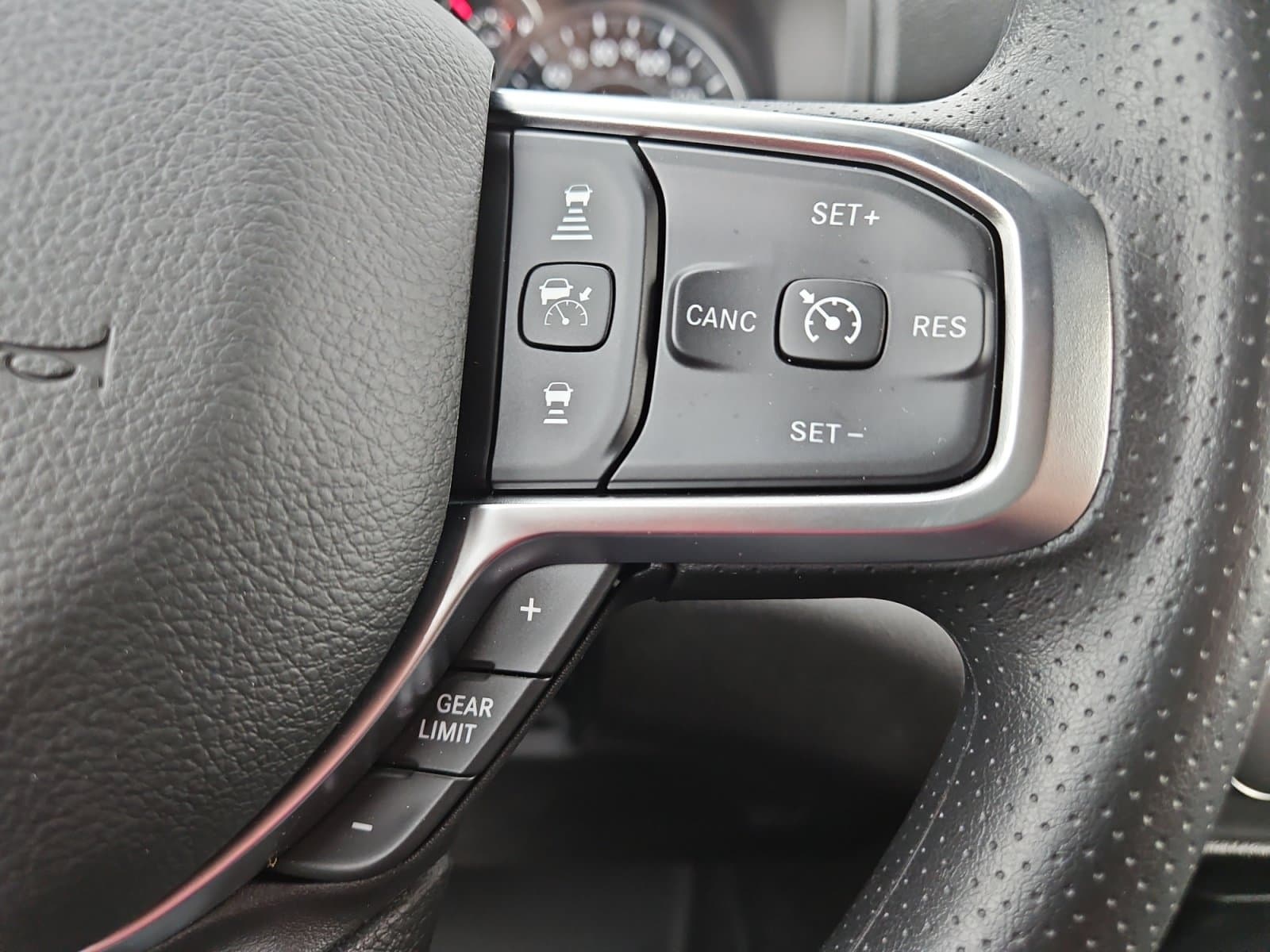 New 2026 Ram 1500 Tradesman - photo - 25