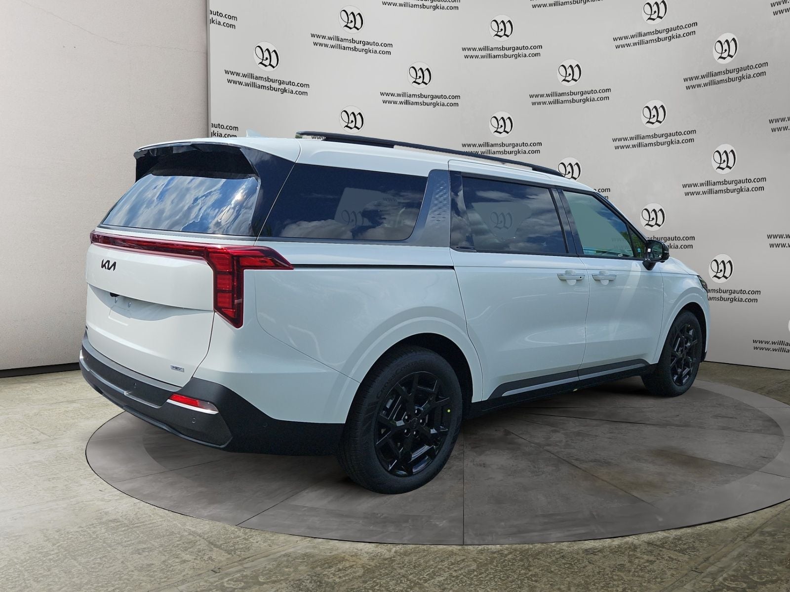 New 2026 Kia Carnival Hybrid SX - photo - 4