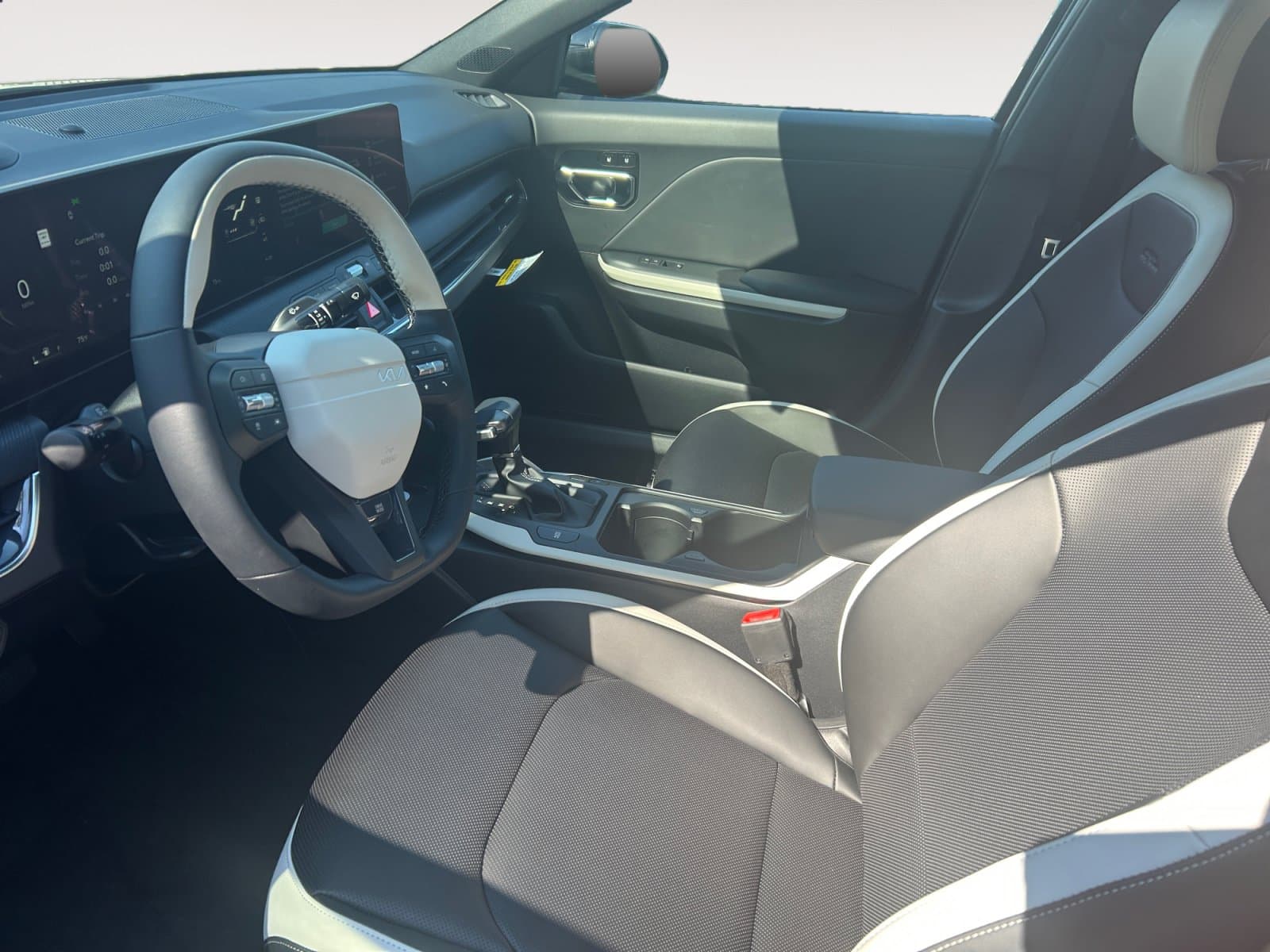 New 2026 Kia K4 GT-Line - photo - 8