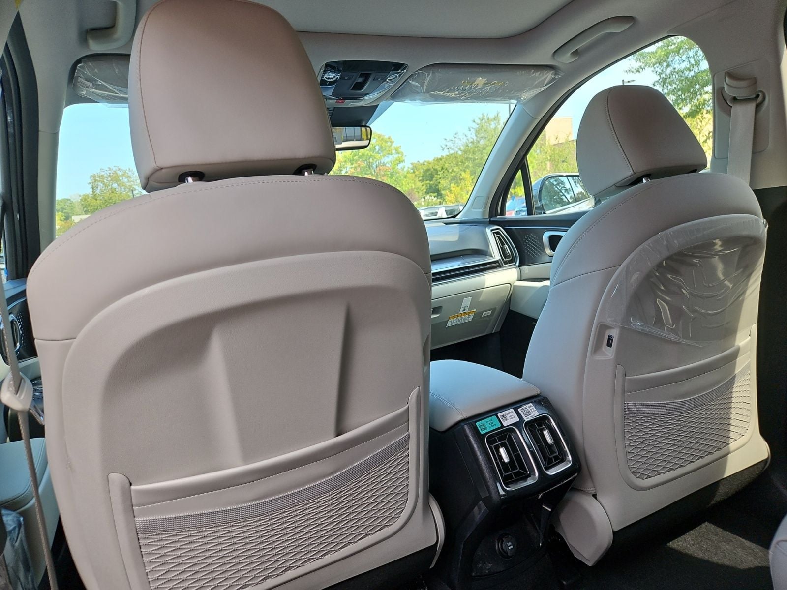 New 2026 Kia Sorento Hybrid EX - photo - 19