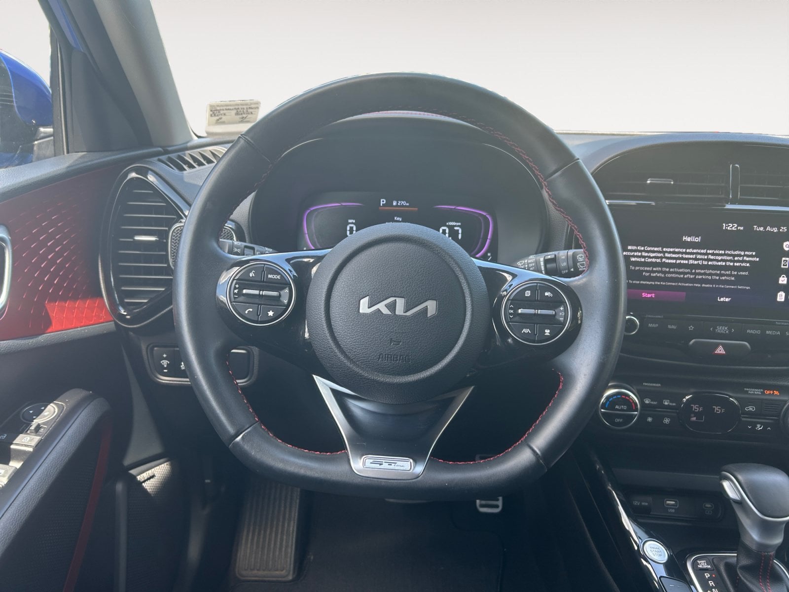 Pre-Owned 2024 Kia Soul GT-Line - photo - 11