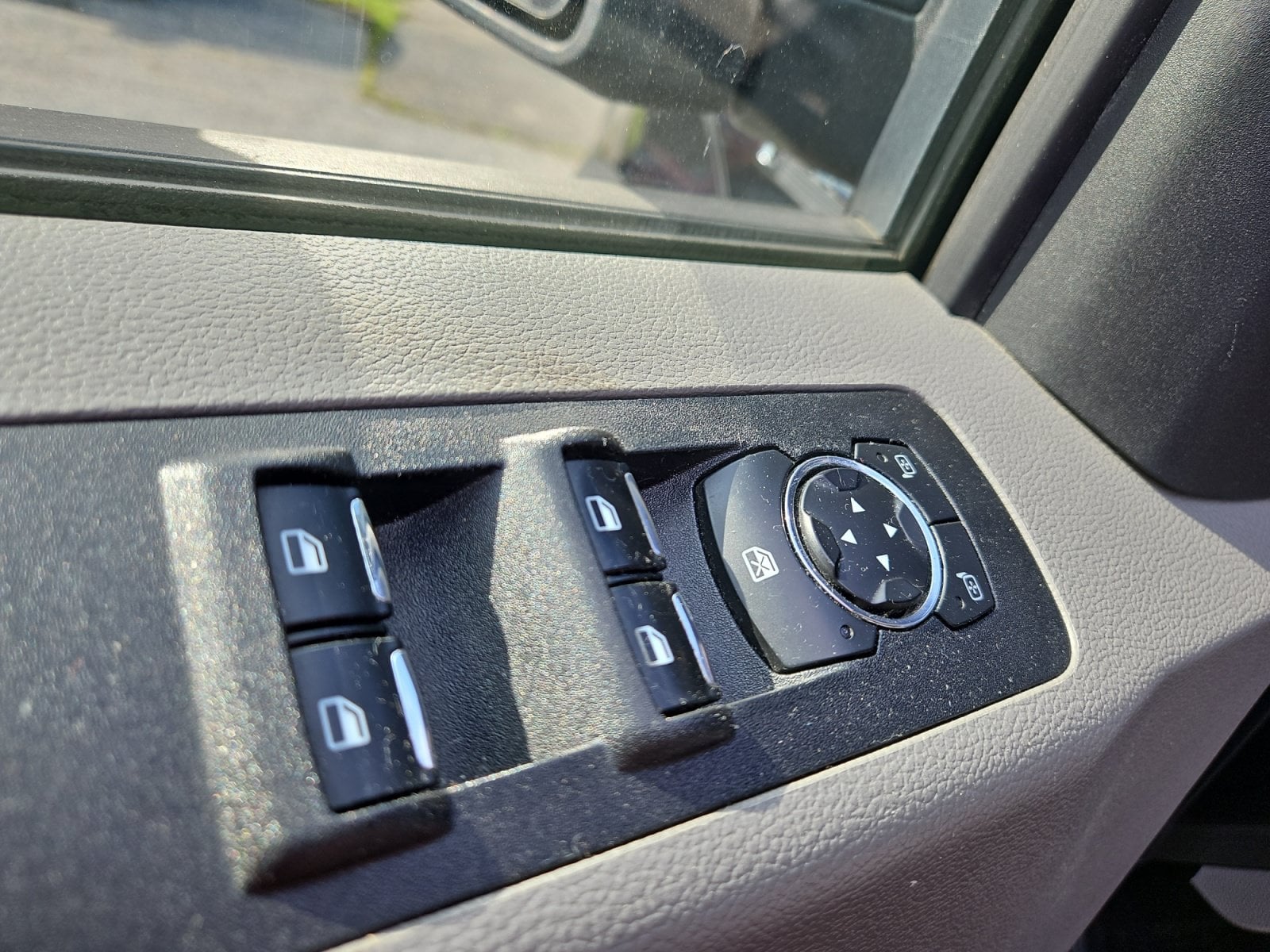 Pre-Owned 2019 Ford F-150 XLT - photo - 20