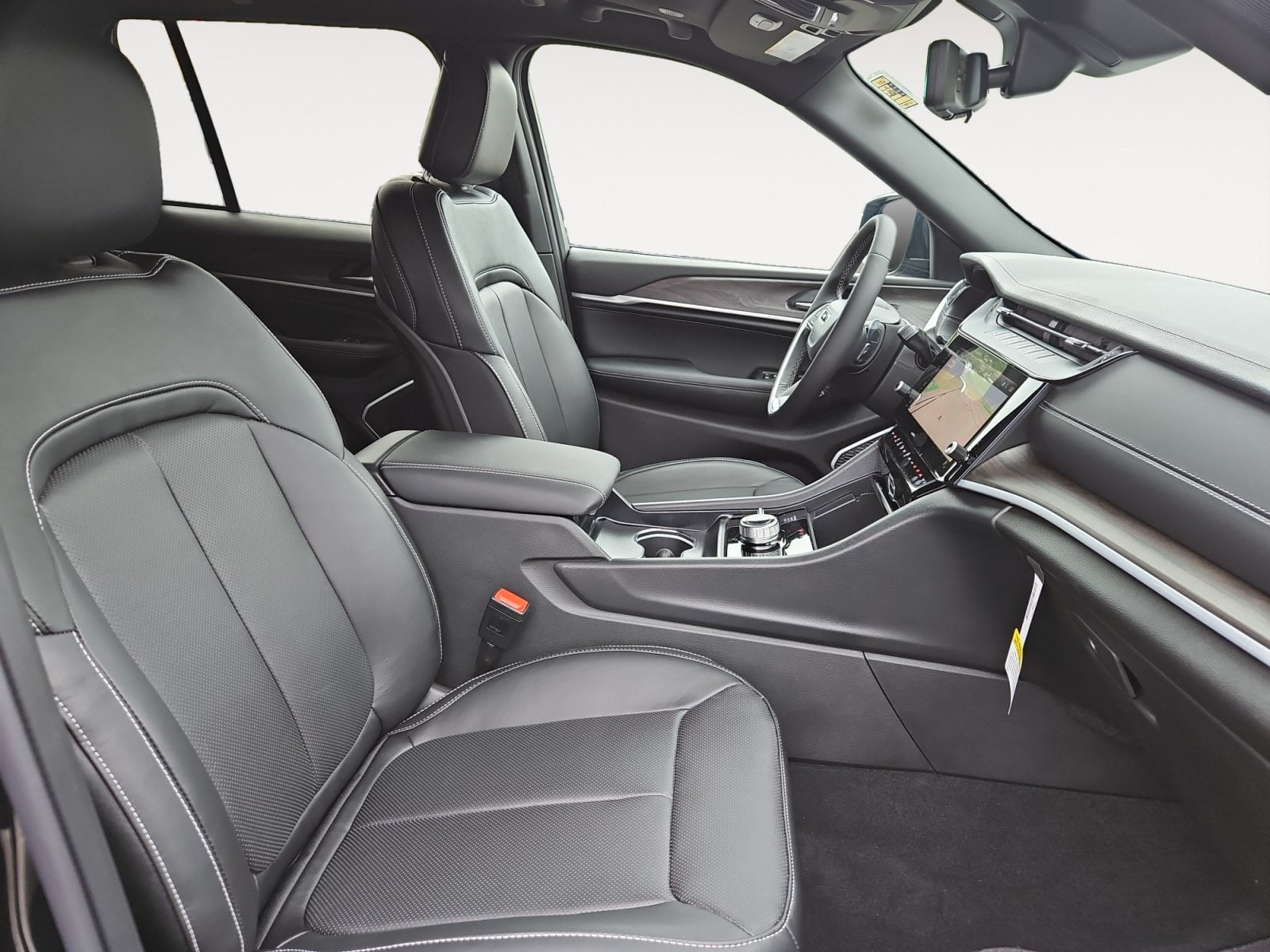 New 2026 Jeep Grand Cherokee Limited Reserve - photo - 14