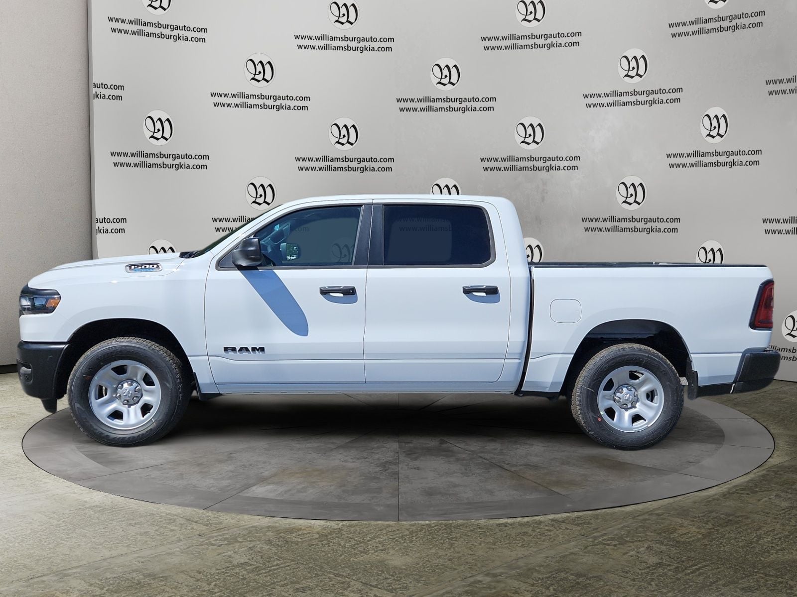 New 2026 Ram 1500 Tradesman - photo - 1