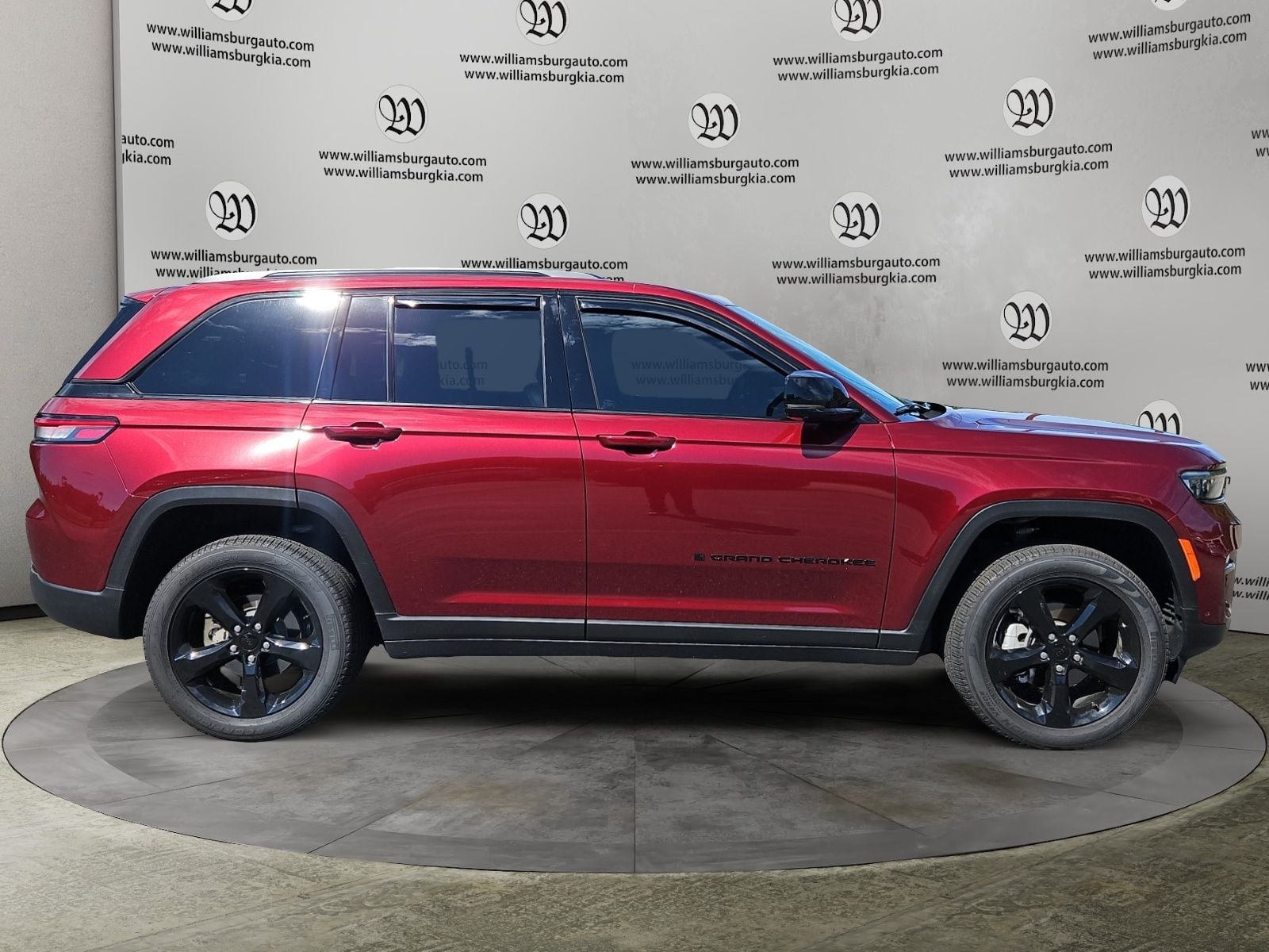 Pre-Owned 2025 Jeep Grand Cherokee Limited - photo - 5
