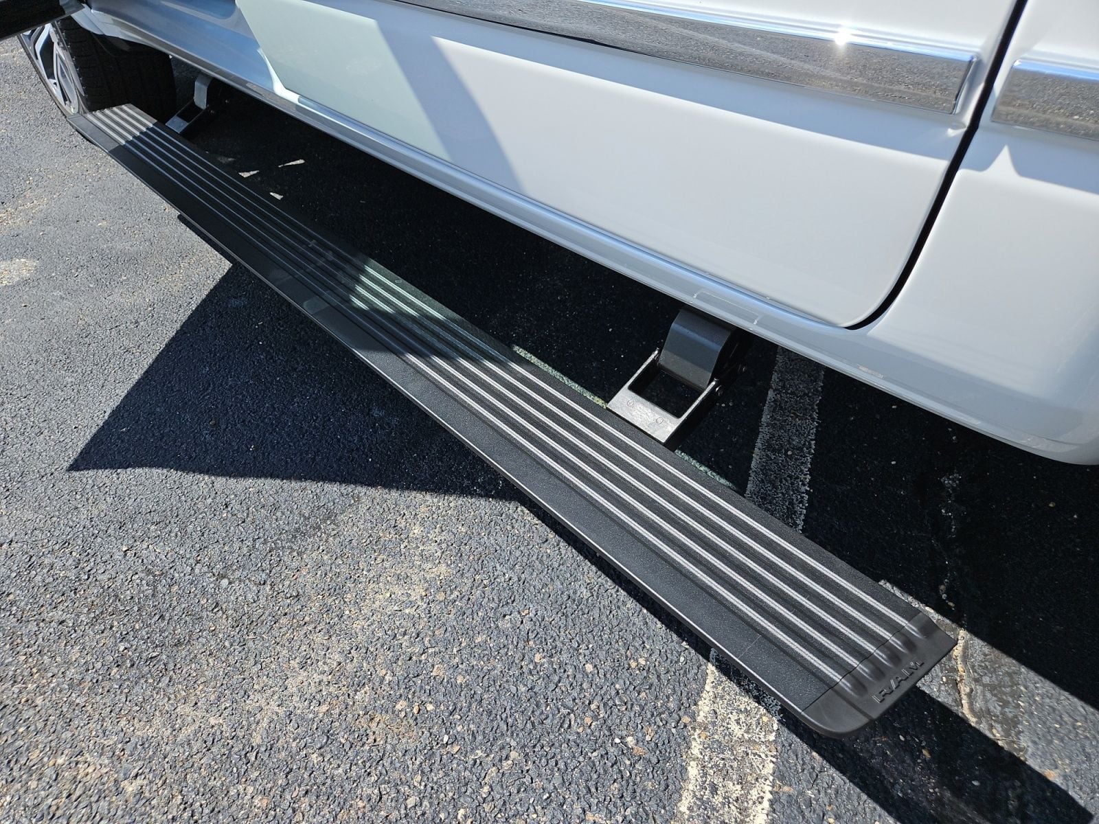 New 2027 Ram 1500 Tungsten - photo - 18