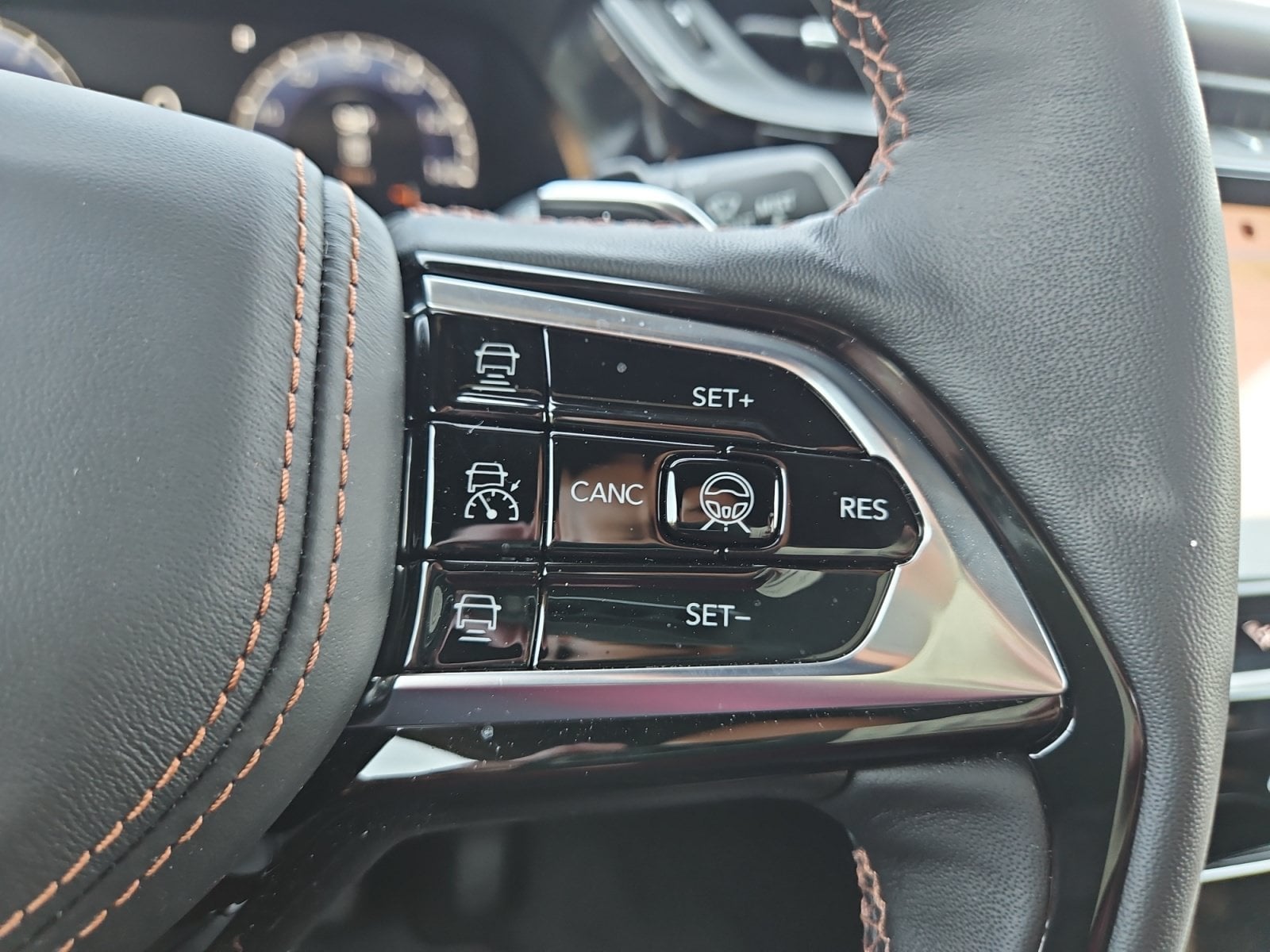 New 2026 Jeep Grand Cherokee Summit - photo - 24
