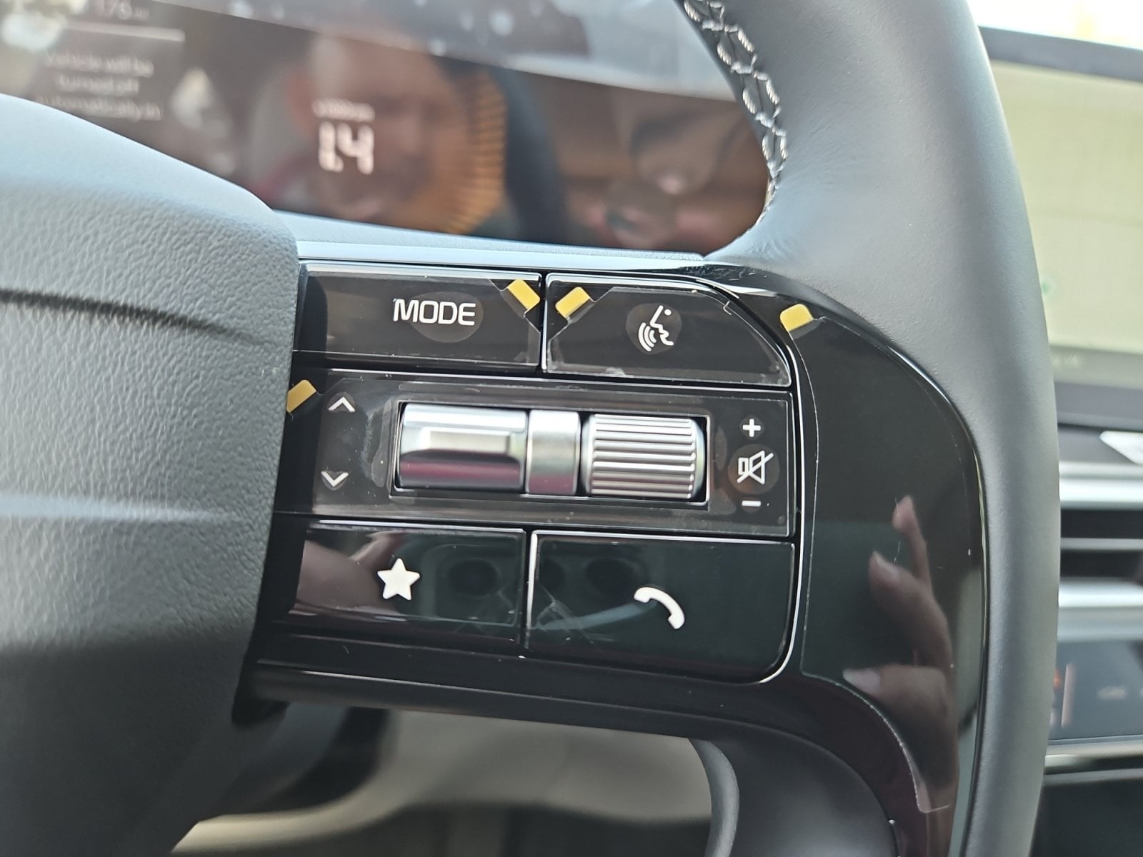 New 2026 Kia Sorento Hybrid EX - photo - 25