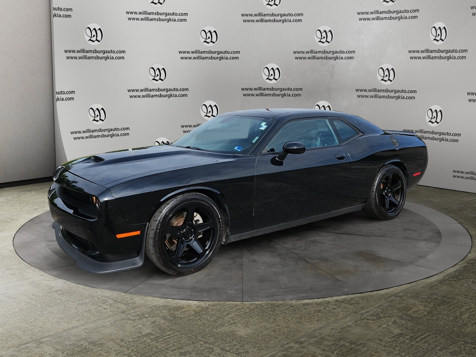 Pre-Owned 2021 Dodge Challenger R/T - photo - 0