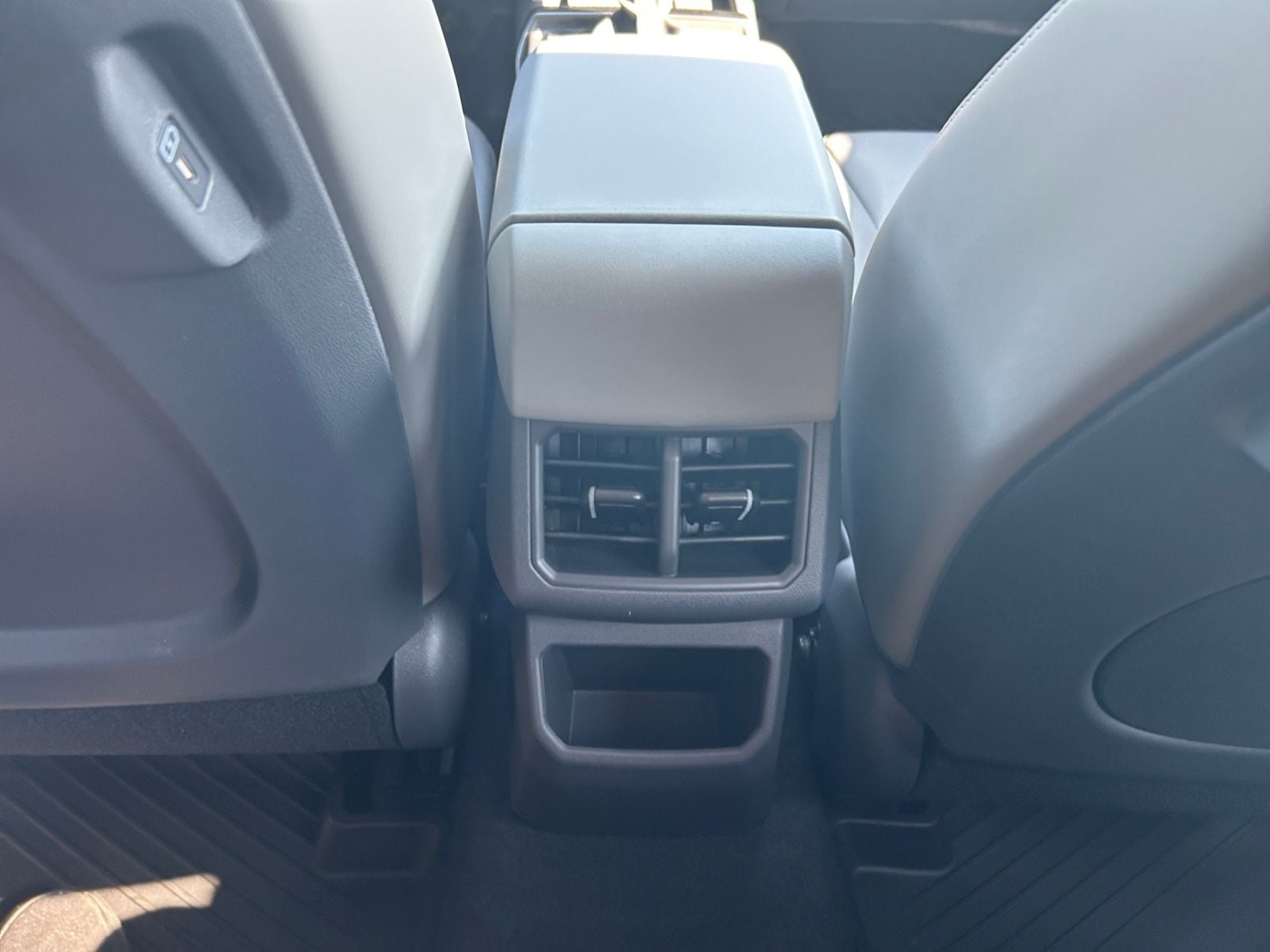New 2027 Kia Seltos EX - photo - 17