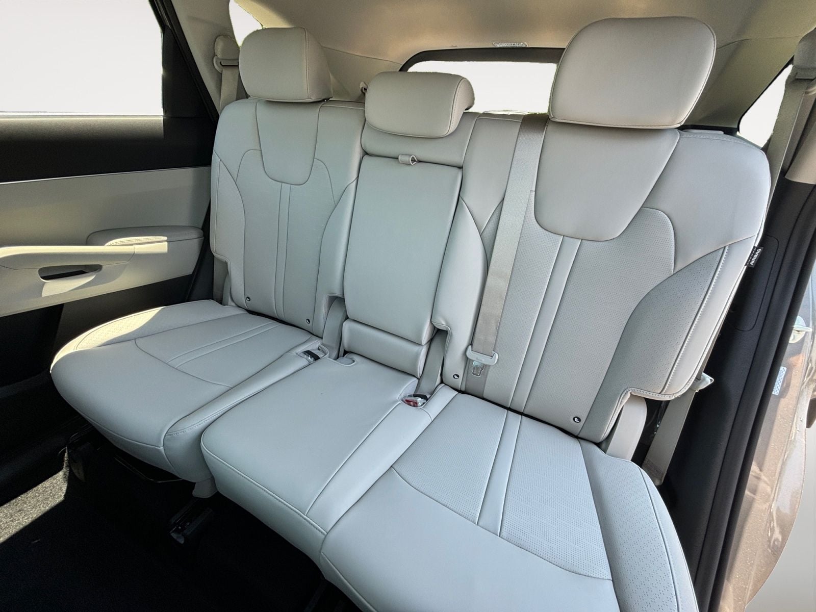 New 2026 Kia Sorento Hybrid EX - photo - 12