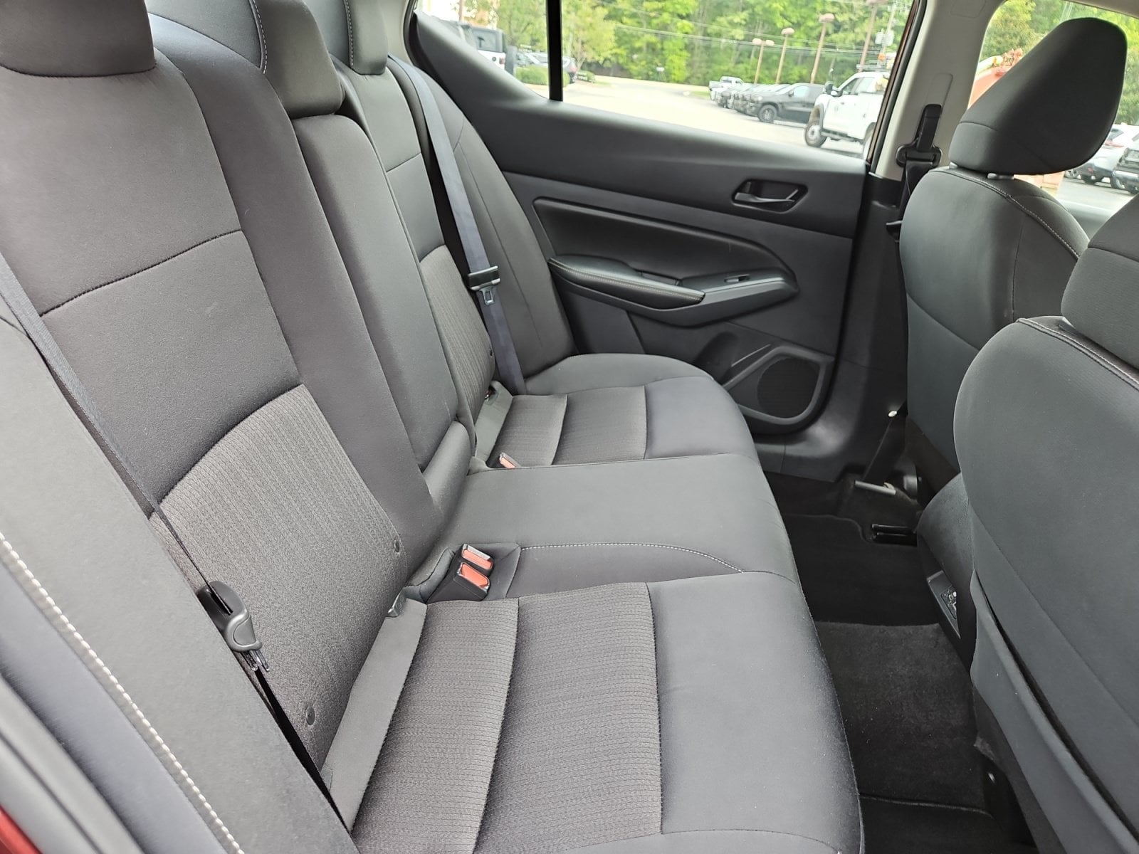 Pre-Owned 2025 Nissan Altima 2.5 SV - photo - 16