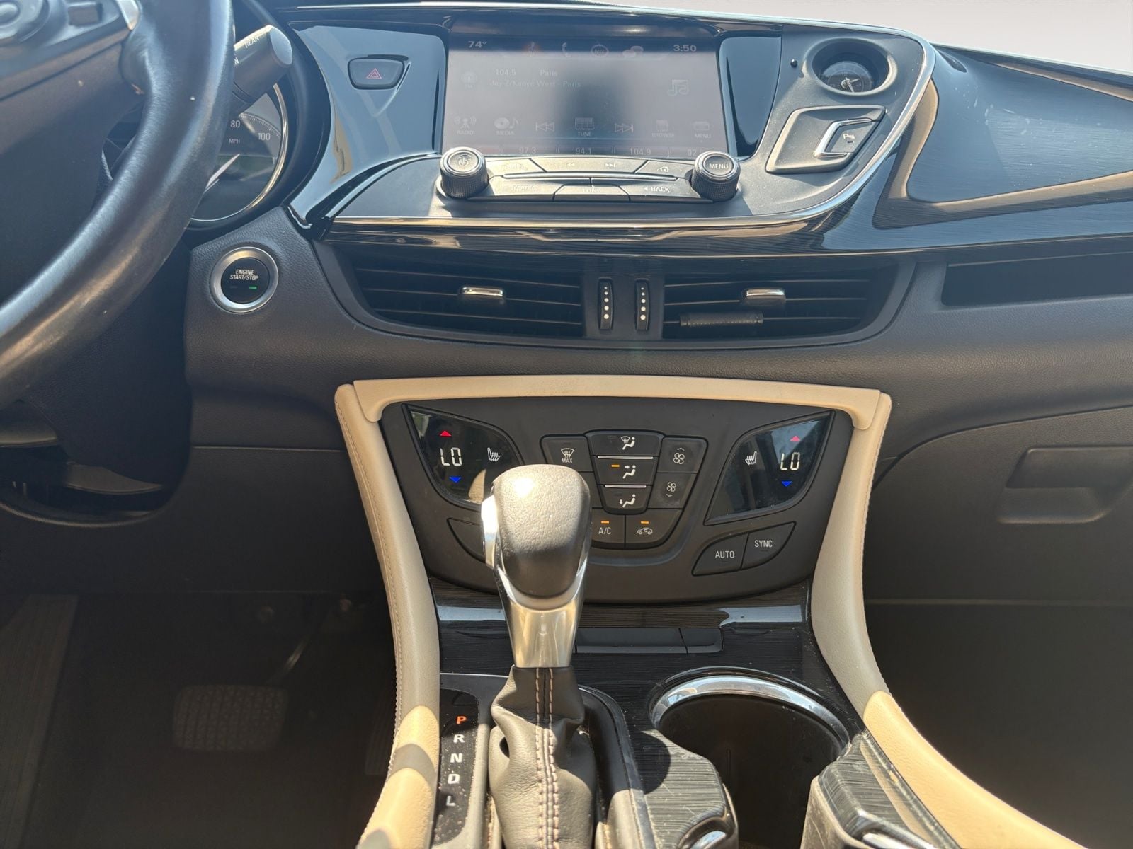 Pre-Owned 2017 Buick Envision Essence - photo - 10
