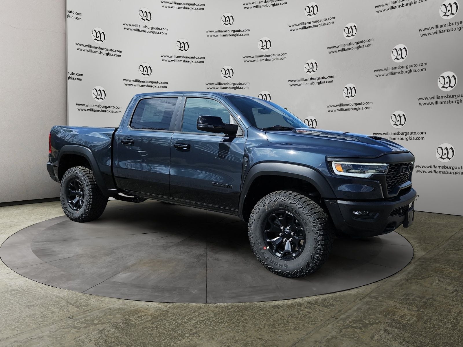 New 2026 Ram 1500 RHO - photo - 6