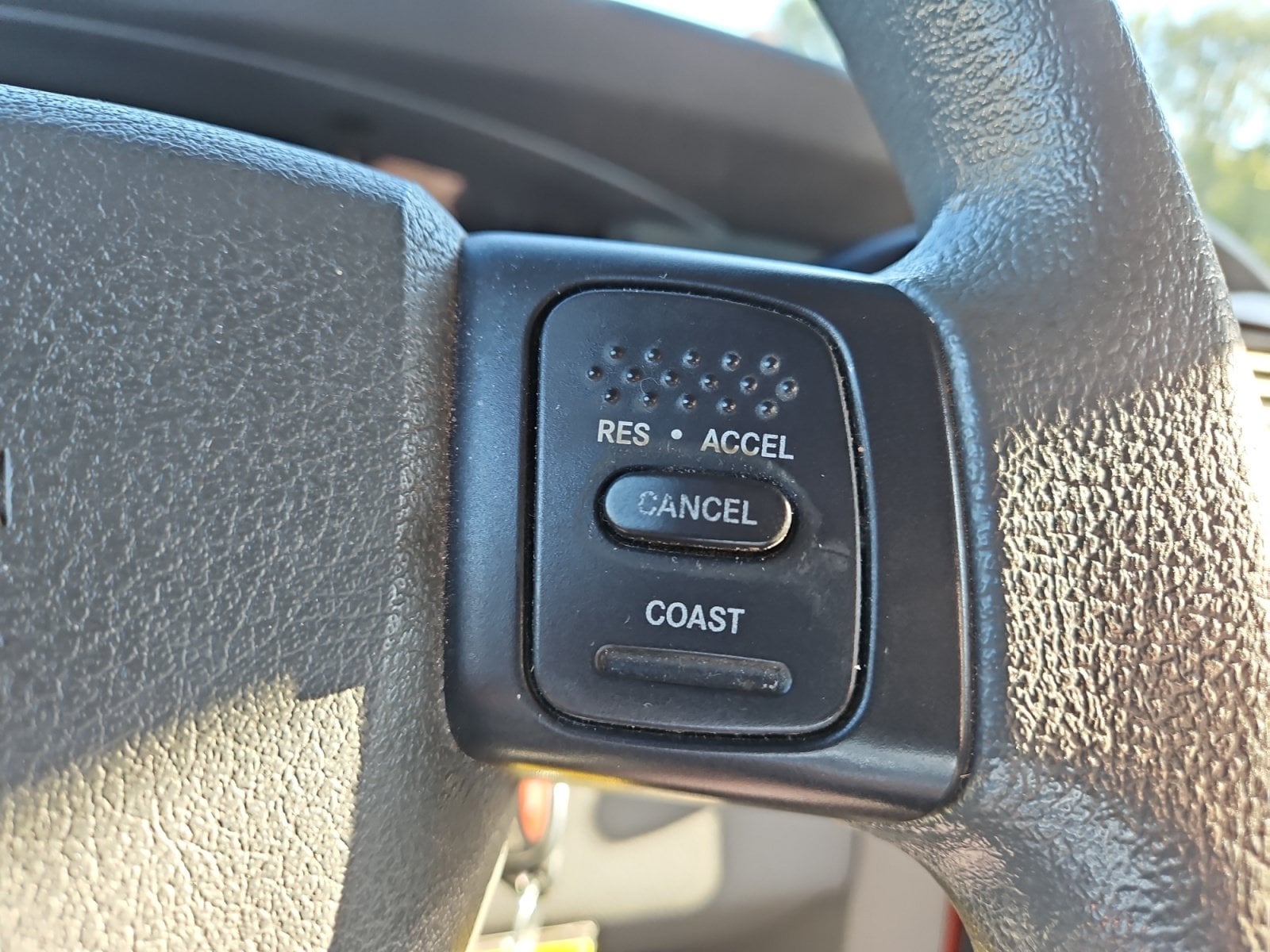 Pre-Owned 2004 Dodge Durango SLT - photo - 25