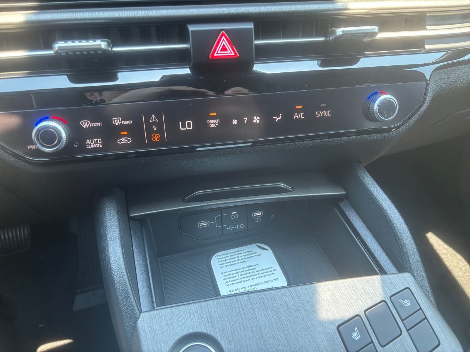 New 2026 Kia Sportage Hybrid X-Line - photo - 26