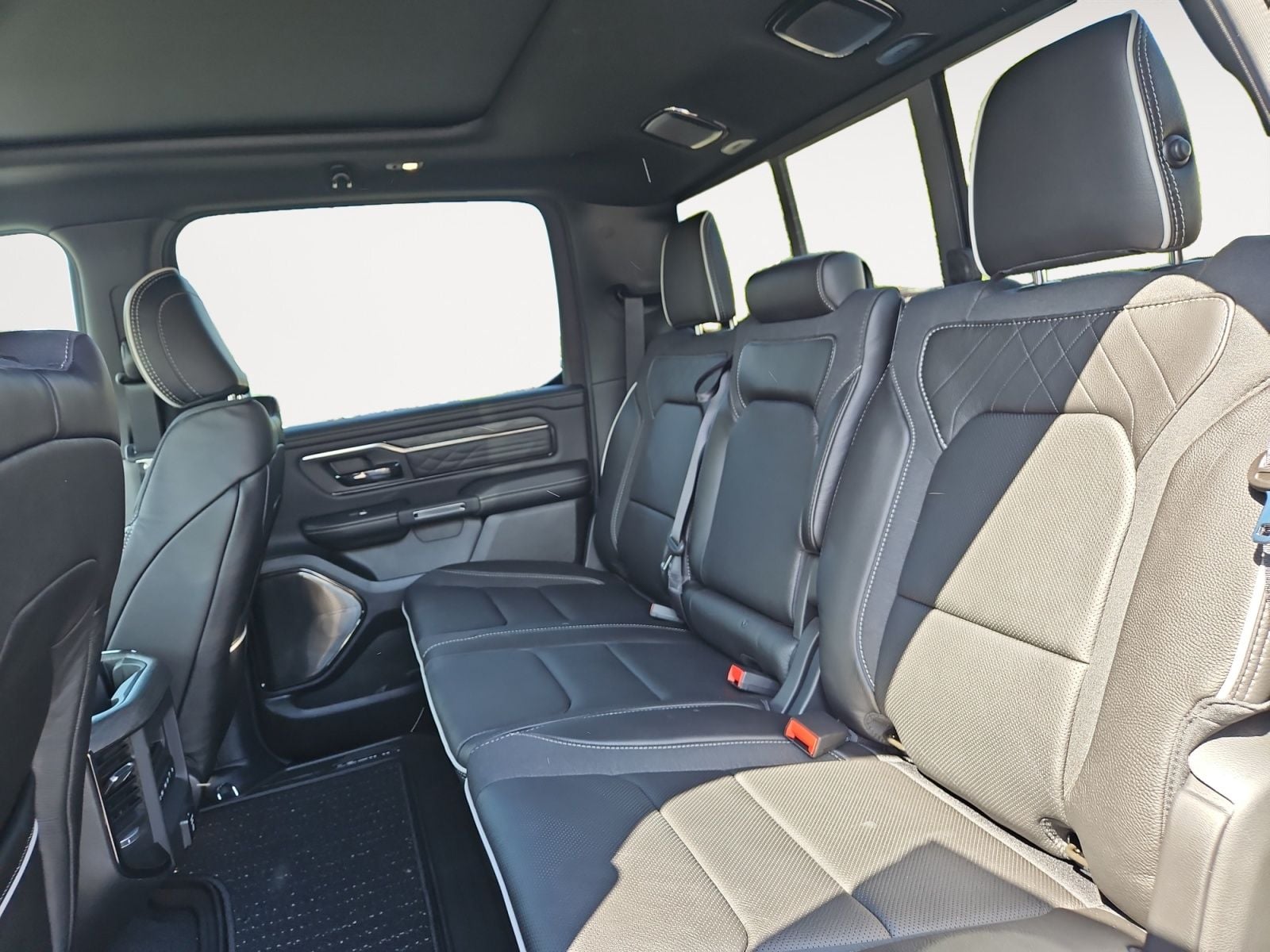 New 2027 Ram 1500 Limited - photo - 12