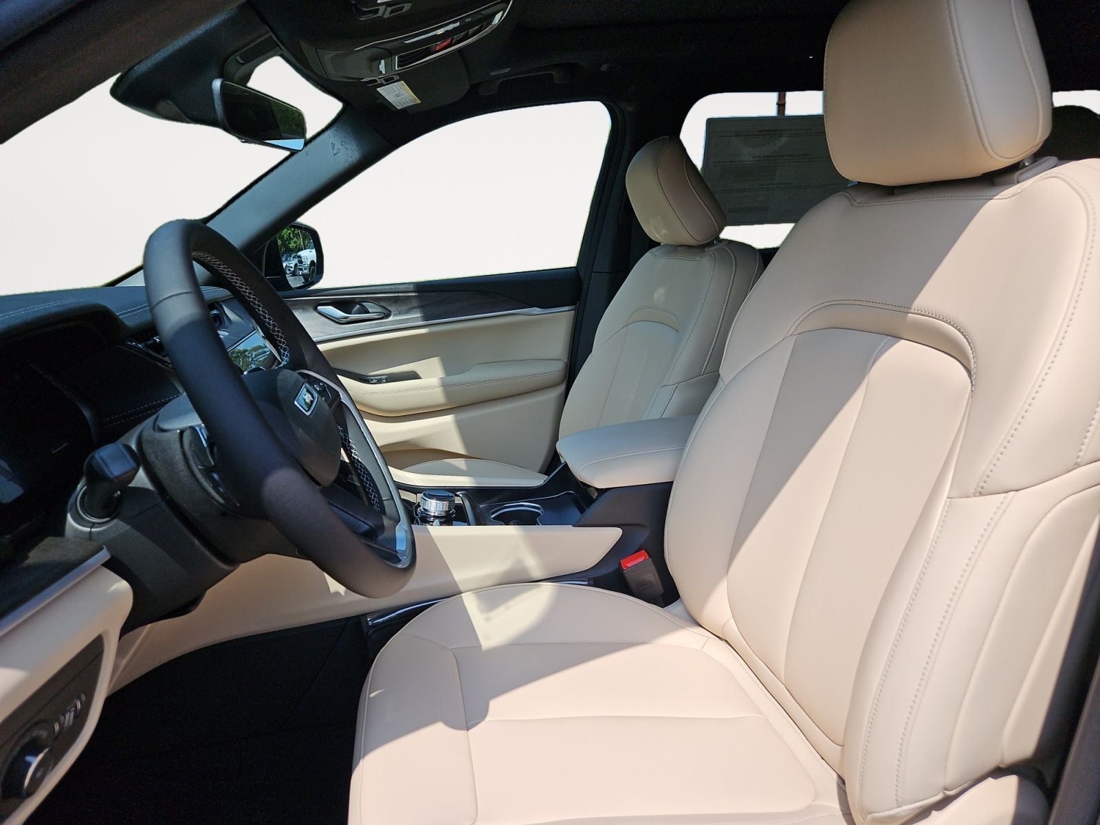 New 2026 Jeep Grand Cherokee Limited - photo - 8
