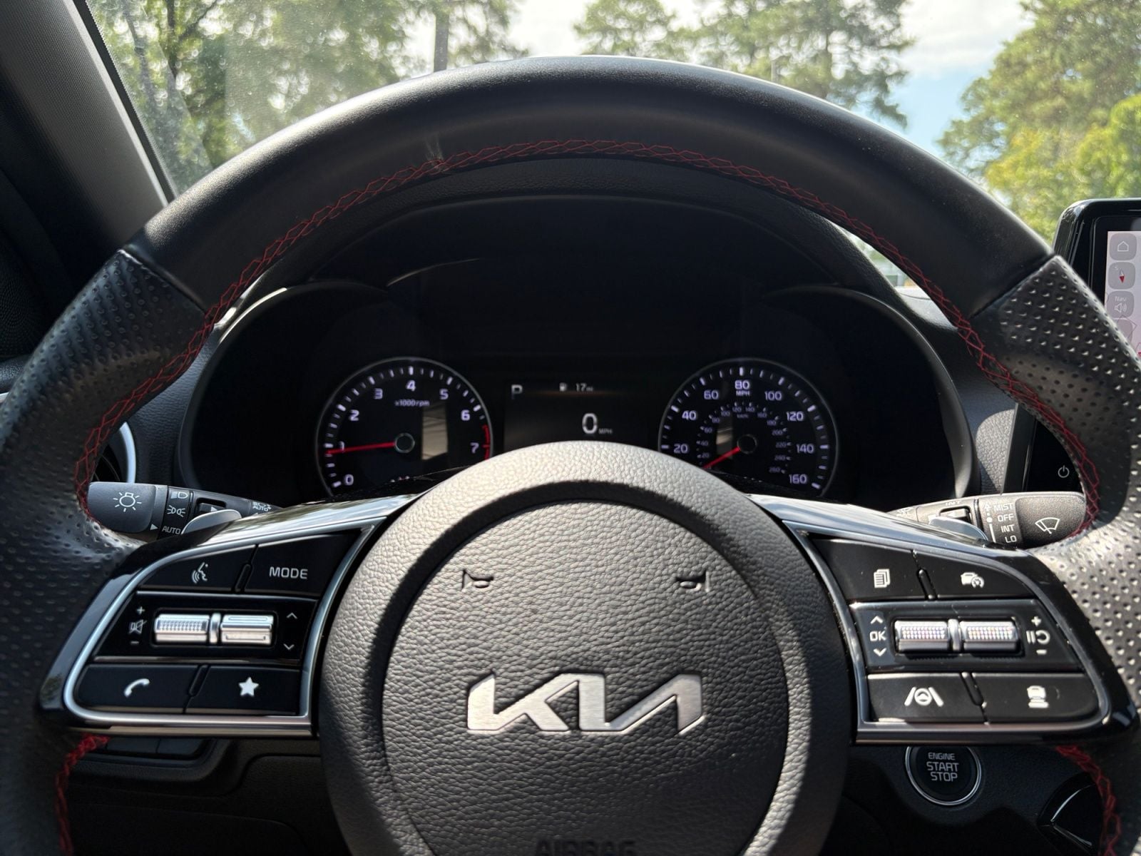 Pre-Owned 2024 Kia Forte GT - photo - 22