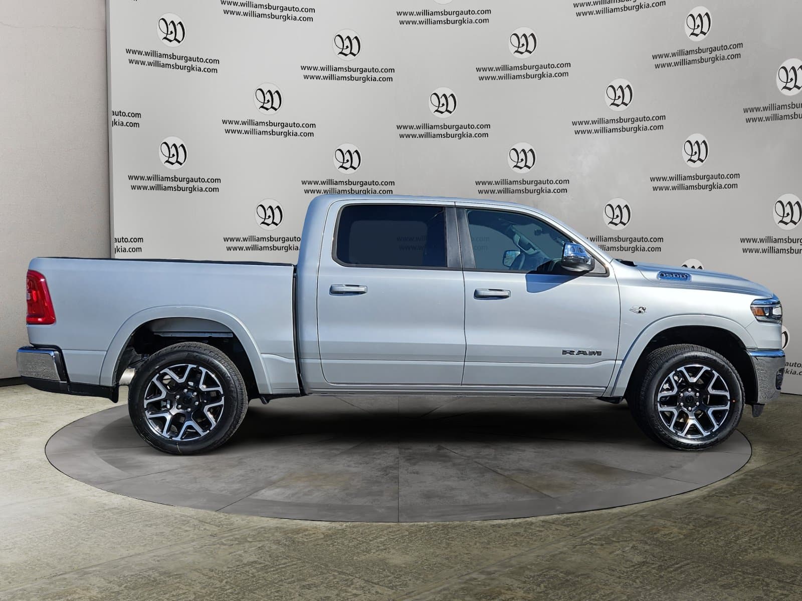 New 2026 Ram 1500 Laramie - photo - 5