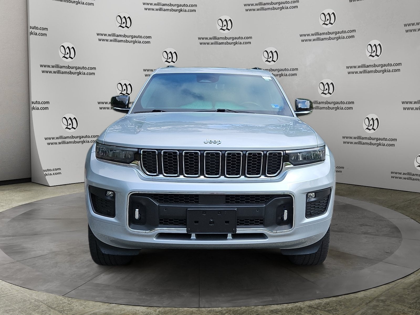 Pre-Owned 2021 Jeep Grand Cherokee L Overland - photo - 7