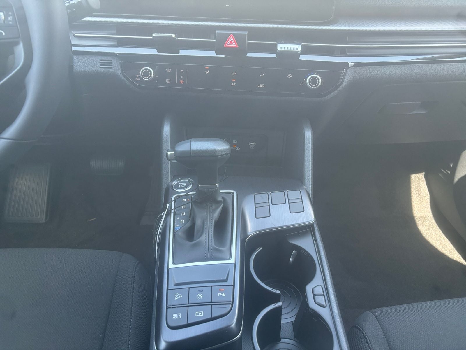 New 2026 Kia Sportage LX - photo - 10