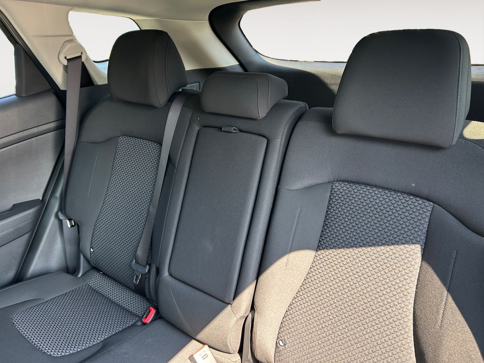 New 2027 Kia Sportage Hybrid S - photo - 12