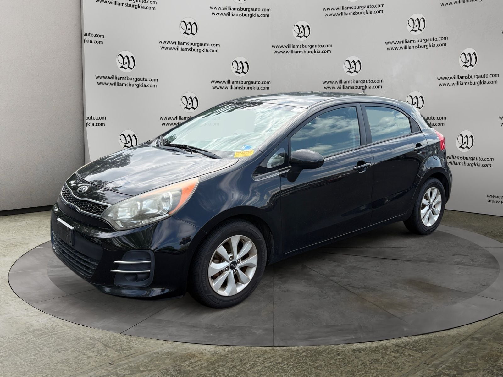 Pre-Owned 2016 Kia Rio EX - photo - 0