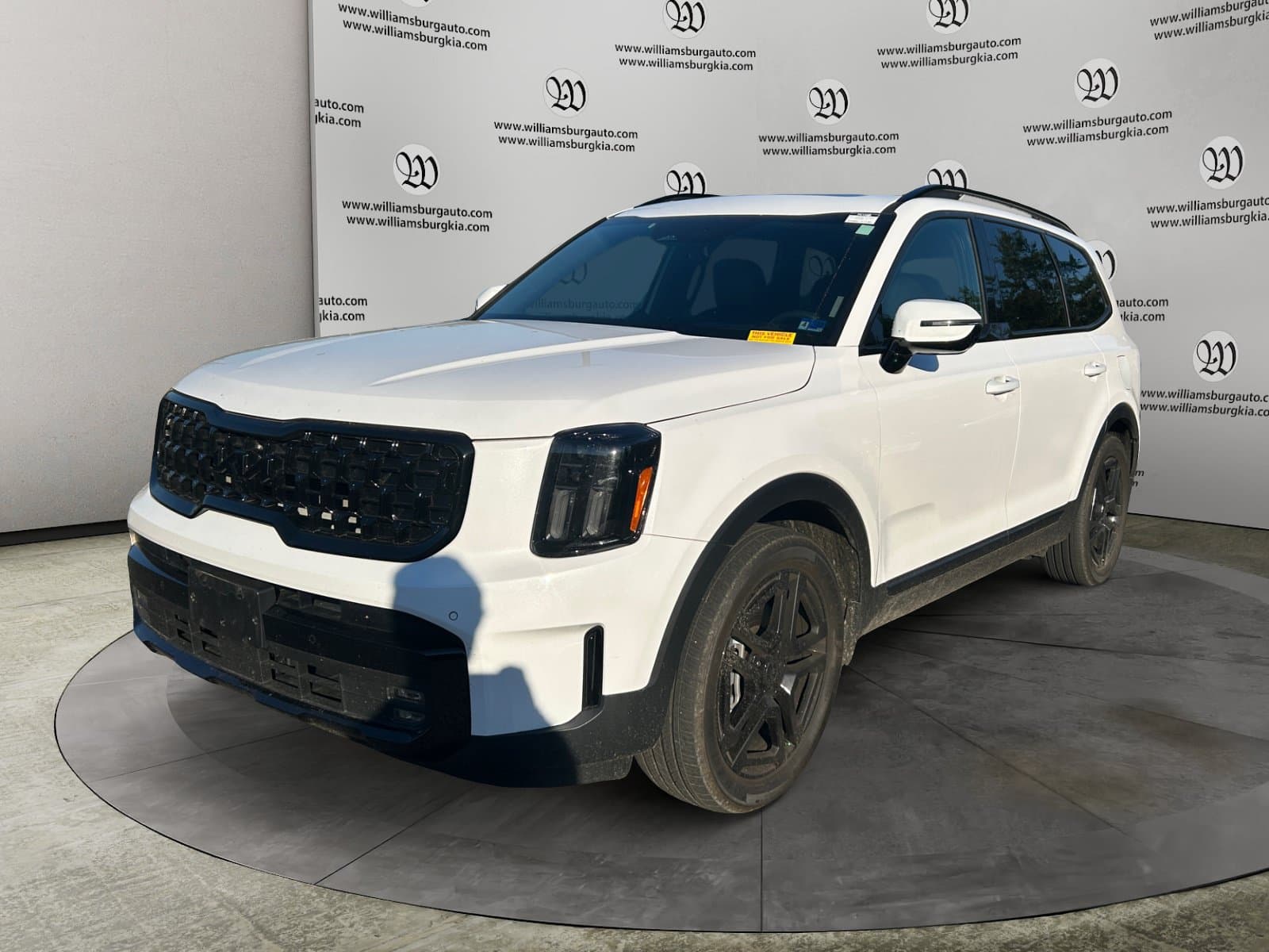 Pre-Owned 2025 Kia Telluride SX-Prestige X-Line - photo - 0